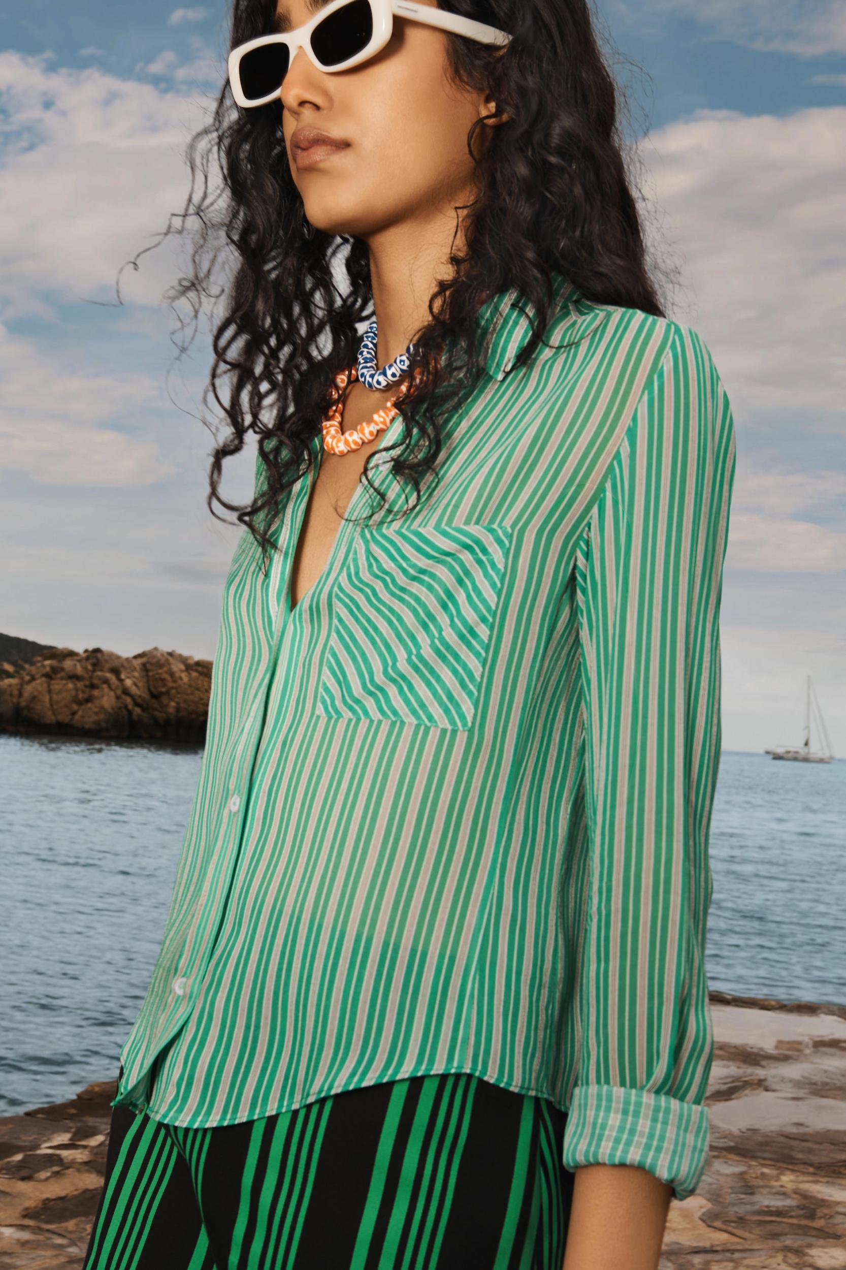 LIMITED EDITION SLIM STRIPED SHIRT Product Image