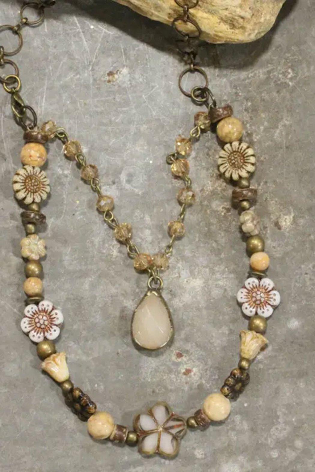 Natural Layered Necklace Product Image