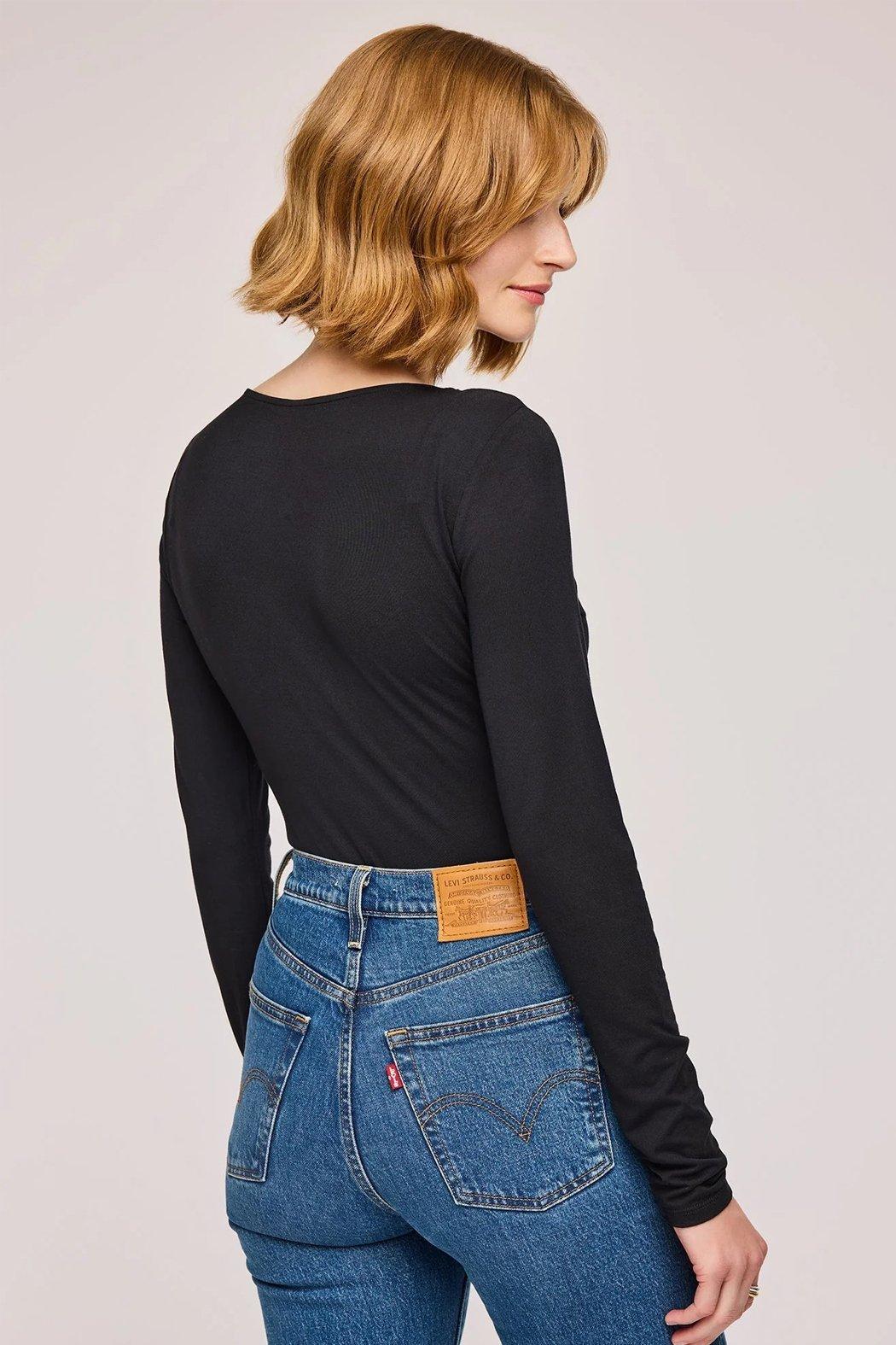 Linette V-Neck Long Sleeve Product Image