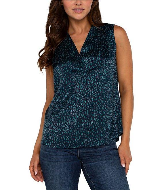 Liverpool Los Angeles Jacquard Pleated V-Neck Sleeveless Blouse Product Image