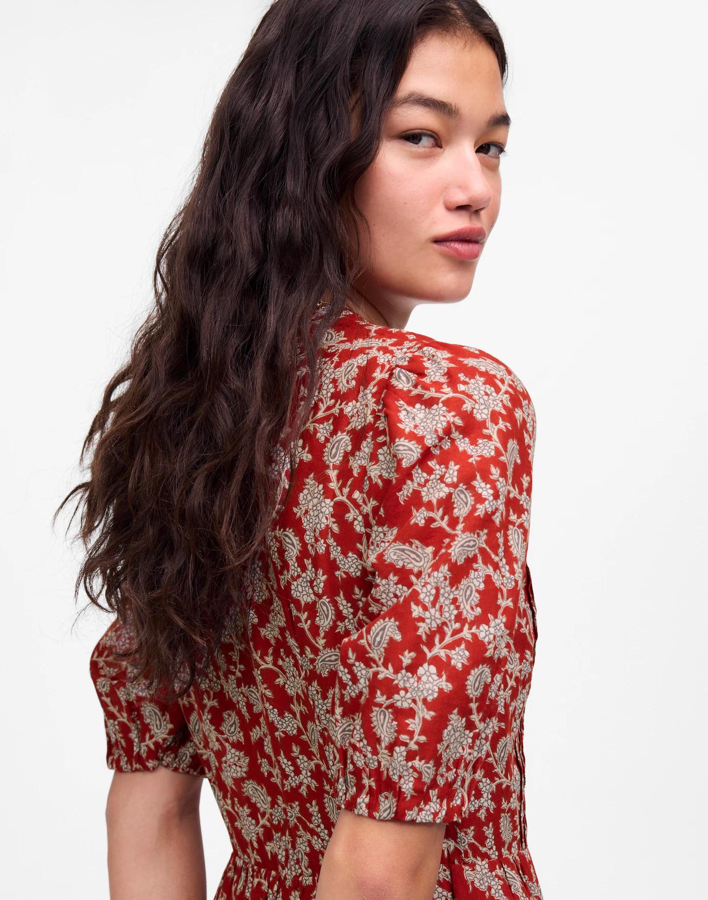 Pintucked Puff-Sleeve Midi Dress in Floral Product Image