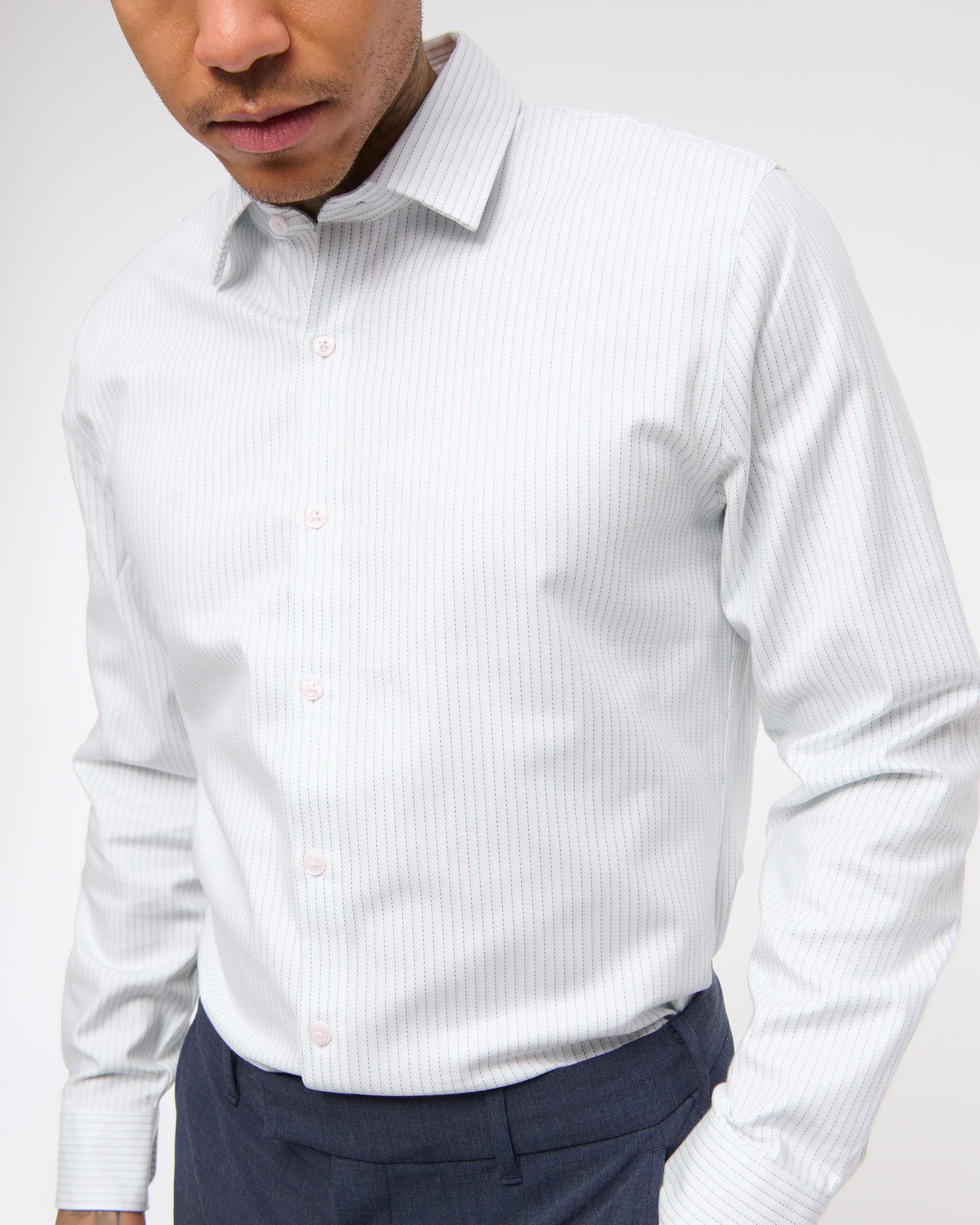 The A&F Collins Slim Suiting Shirt Product Image