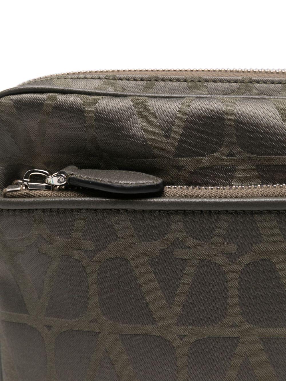 VLogo clutch bag Product Image