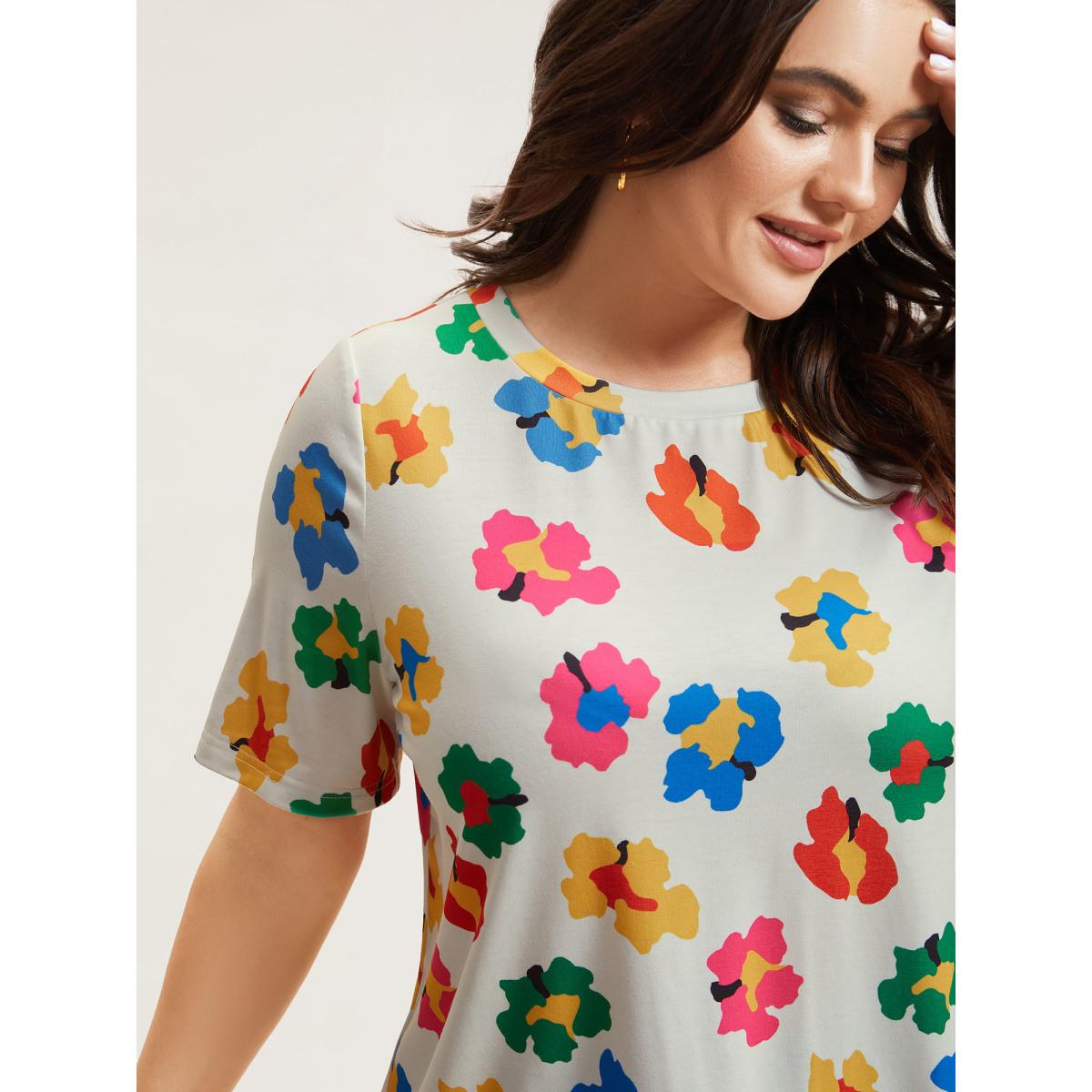Plus Size Multi-Color Floral Print Fitted T-Shirt Multicolor Women Casual Non Round Neck Everyday T-shirts BloomChic 22-24/3X Product Image