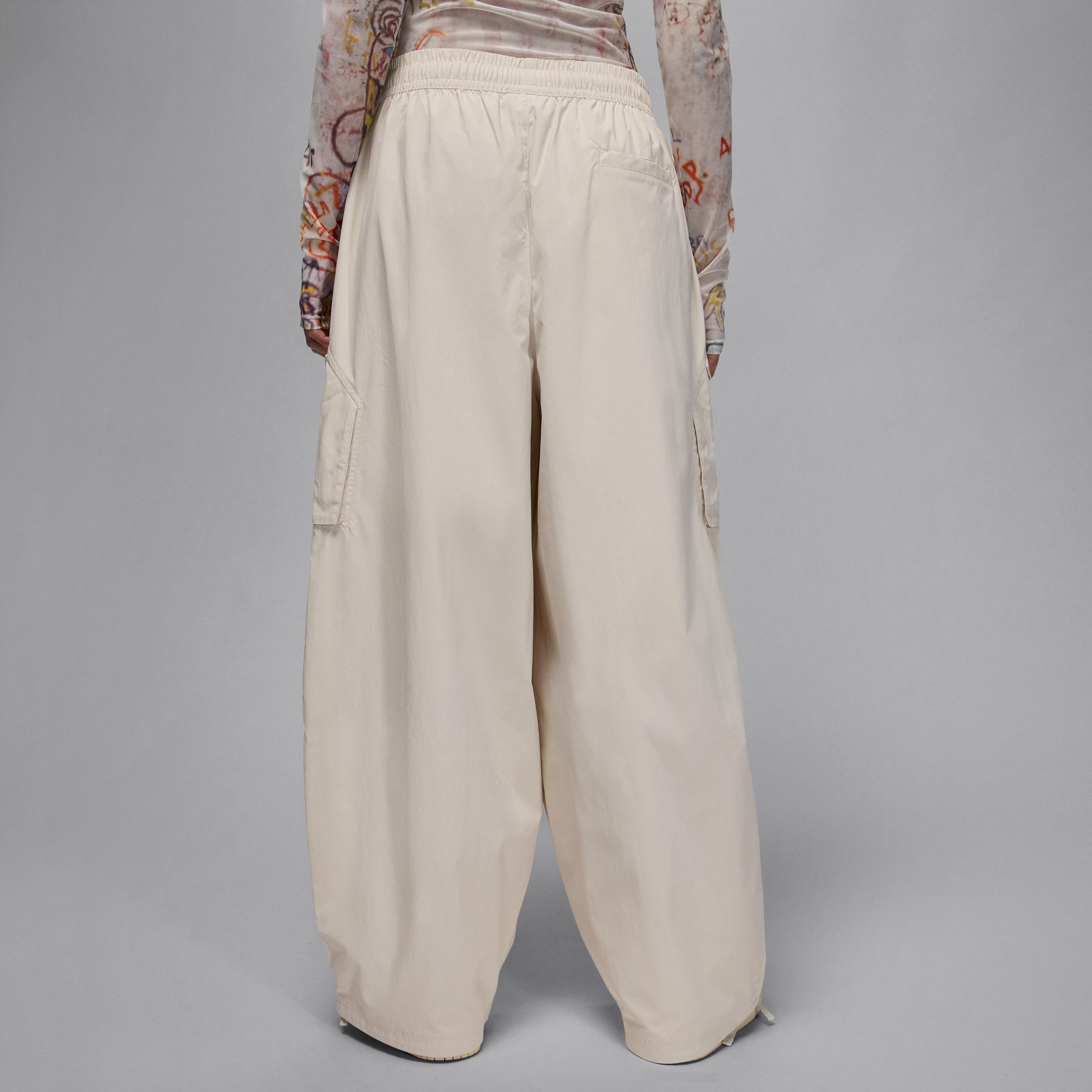 Womens Jordan Flight Chicago Parachute Pants | HM6144-068 Product Image