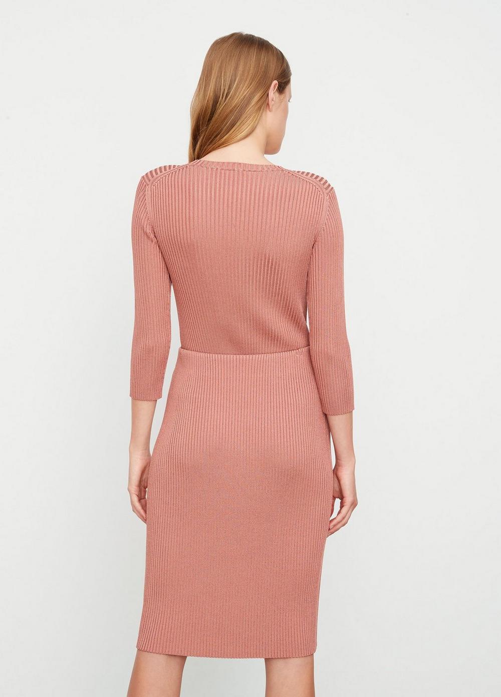 Ribbed Knee-Length Skirt Product Image