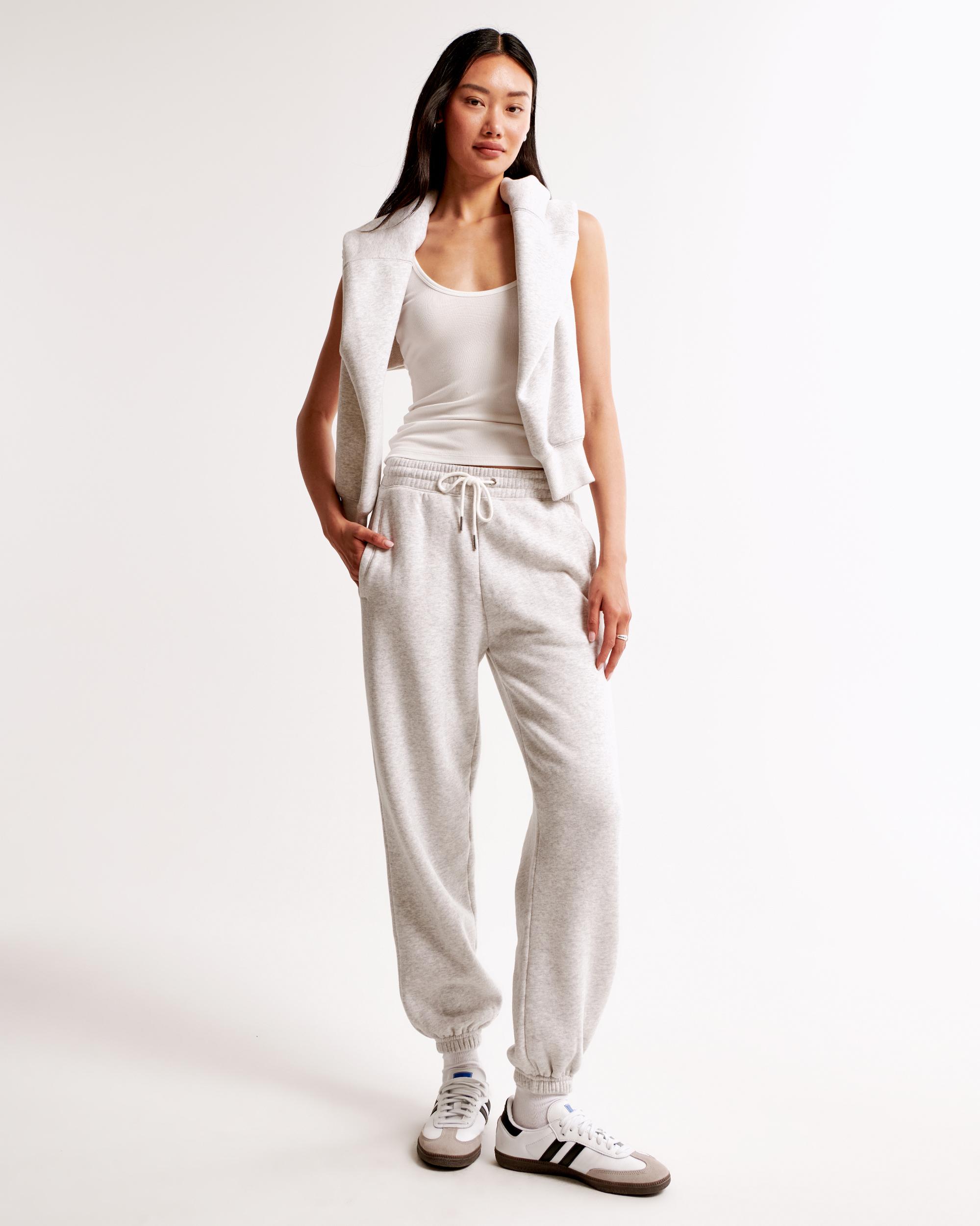 Essential Sunday Sweatpant Product Image