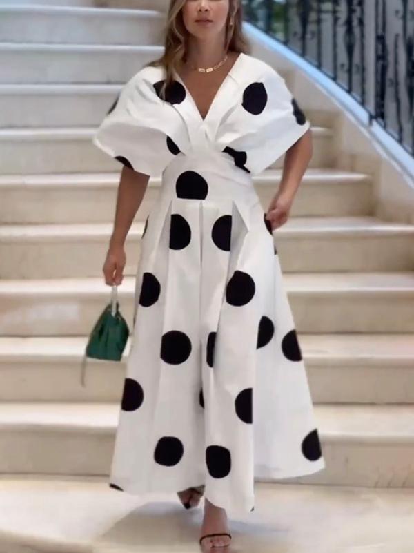 A-Line Half Sleeves Pleated Polka-Dot V-Neck Maxi Dresses Product Image