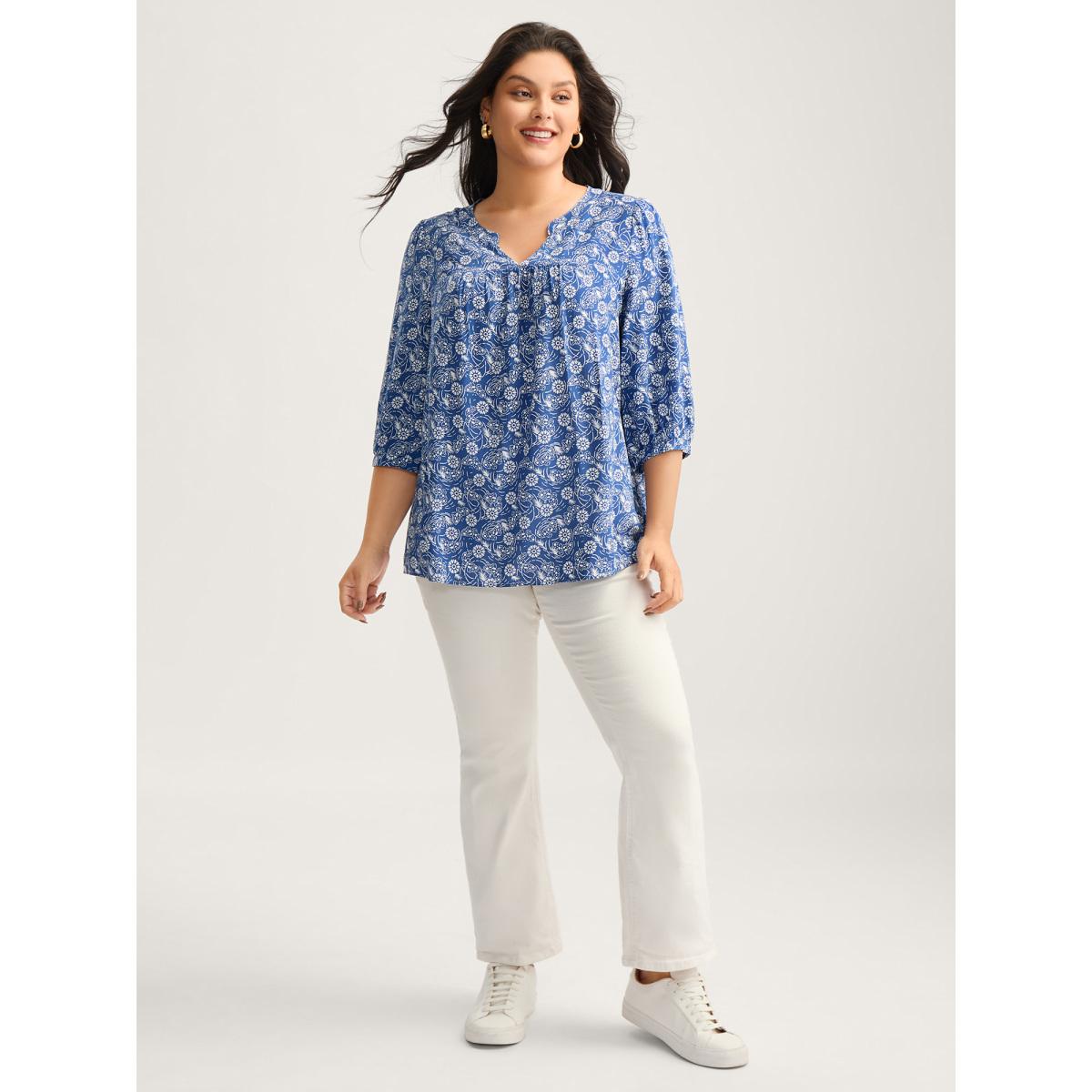 Plus Size Navy Floral Print Quarter Sleeve Blouse Women Leisure Elbow-length sleeve Notched collar Casual Blouses BloomChic 22-24/3X Product Image