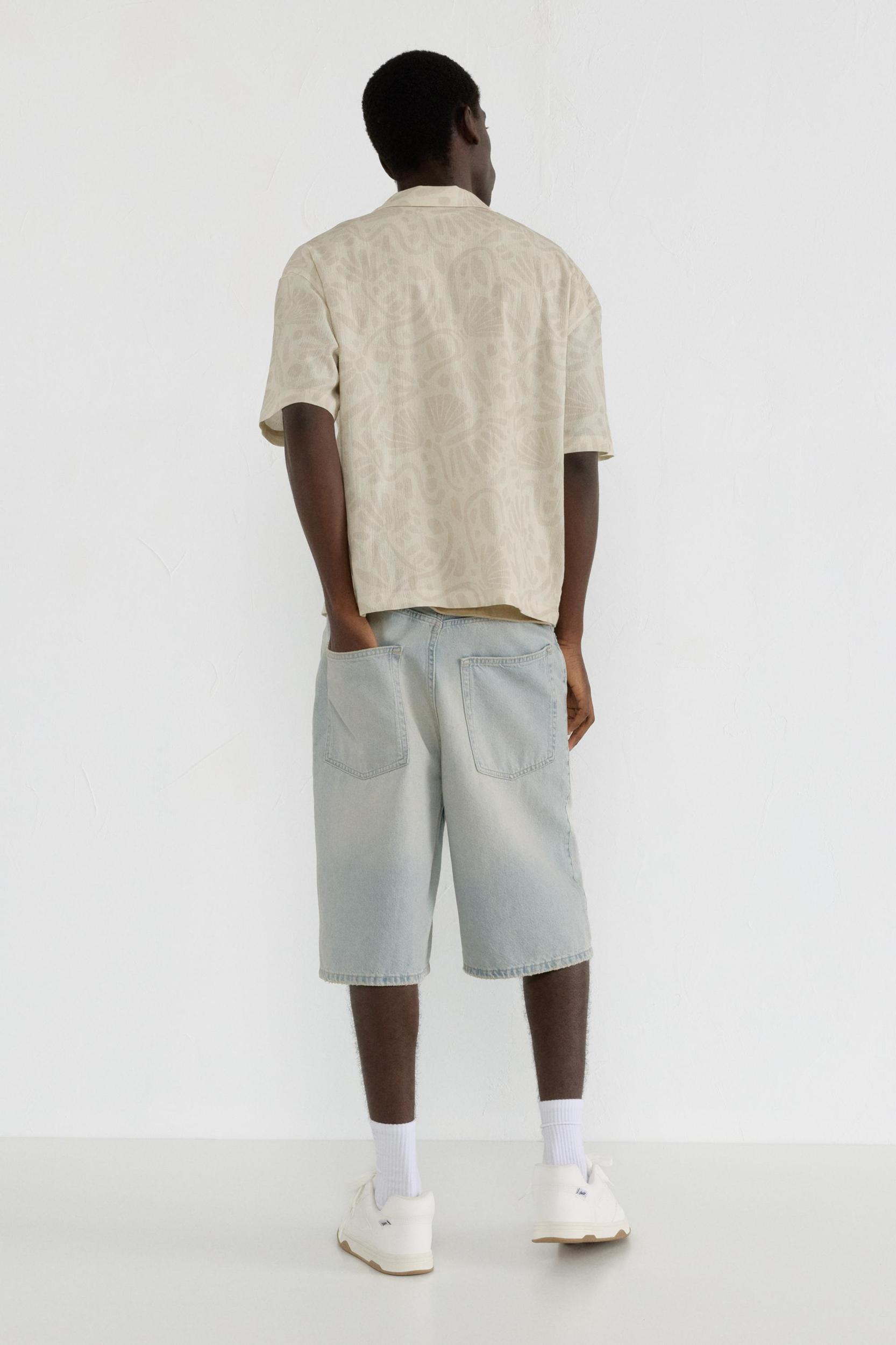 Printed short sleeve shirt Product Image