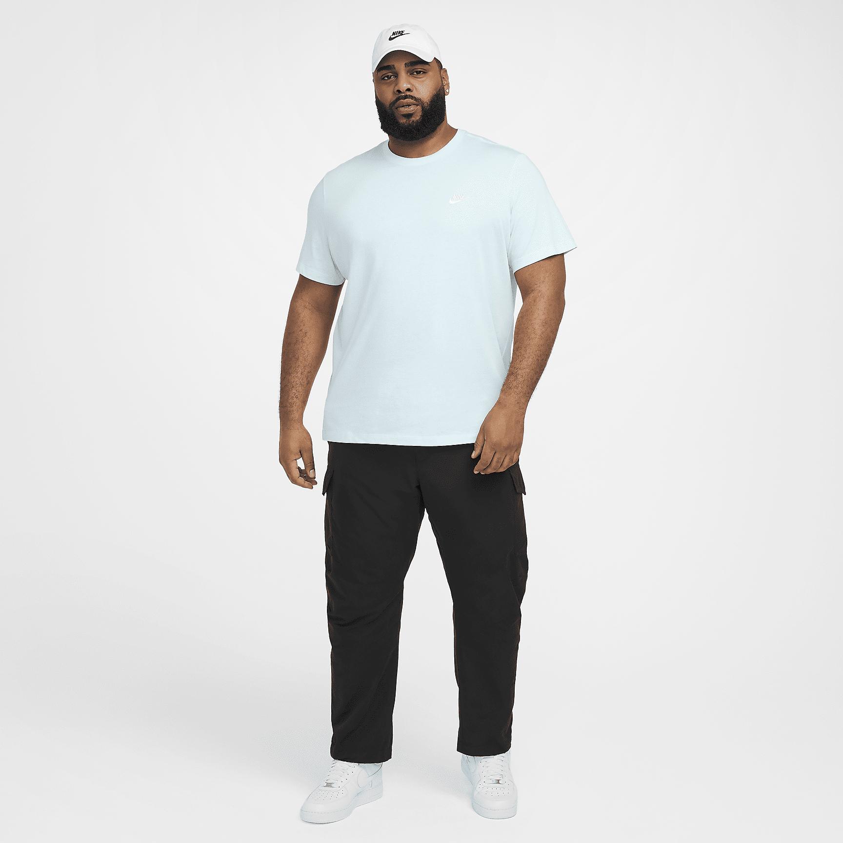 Nike Sportswear Club Men's T-Shirt Product Image