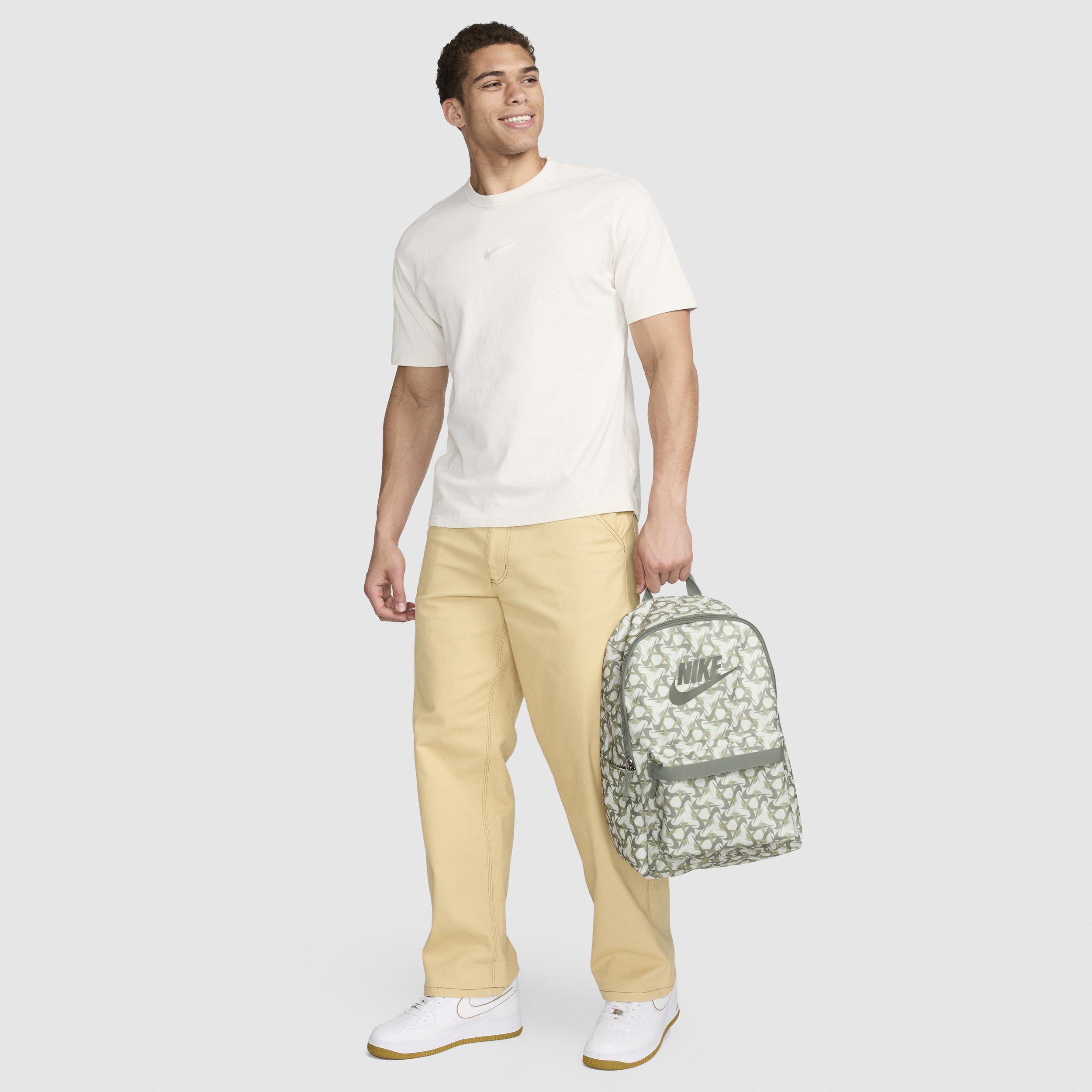 Nike Heritage Backpack (25L) Product Image