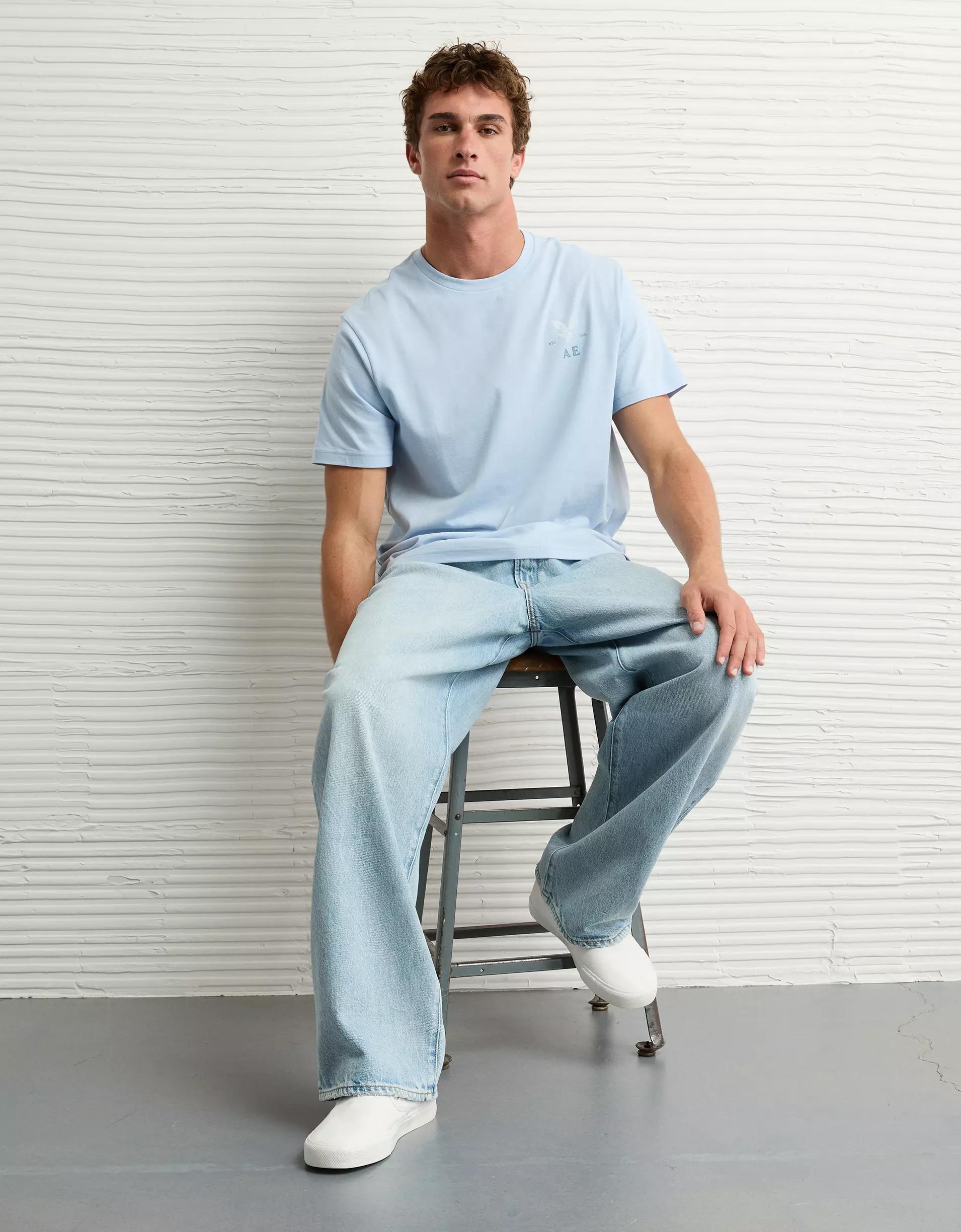 AE Icon Logo Graphic T-Shirt Product Image