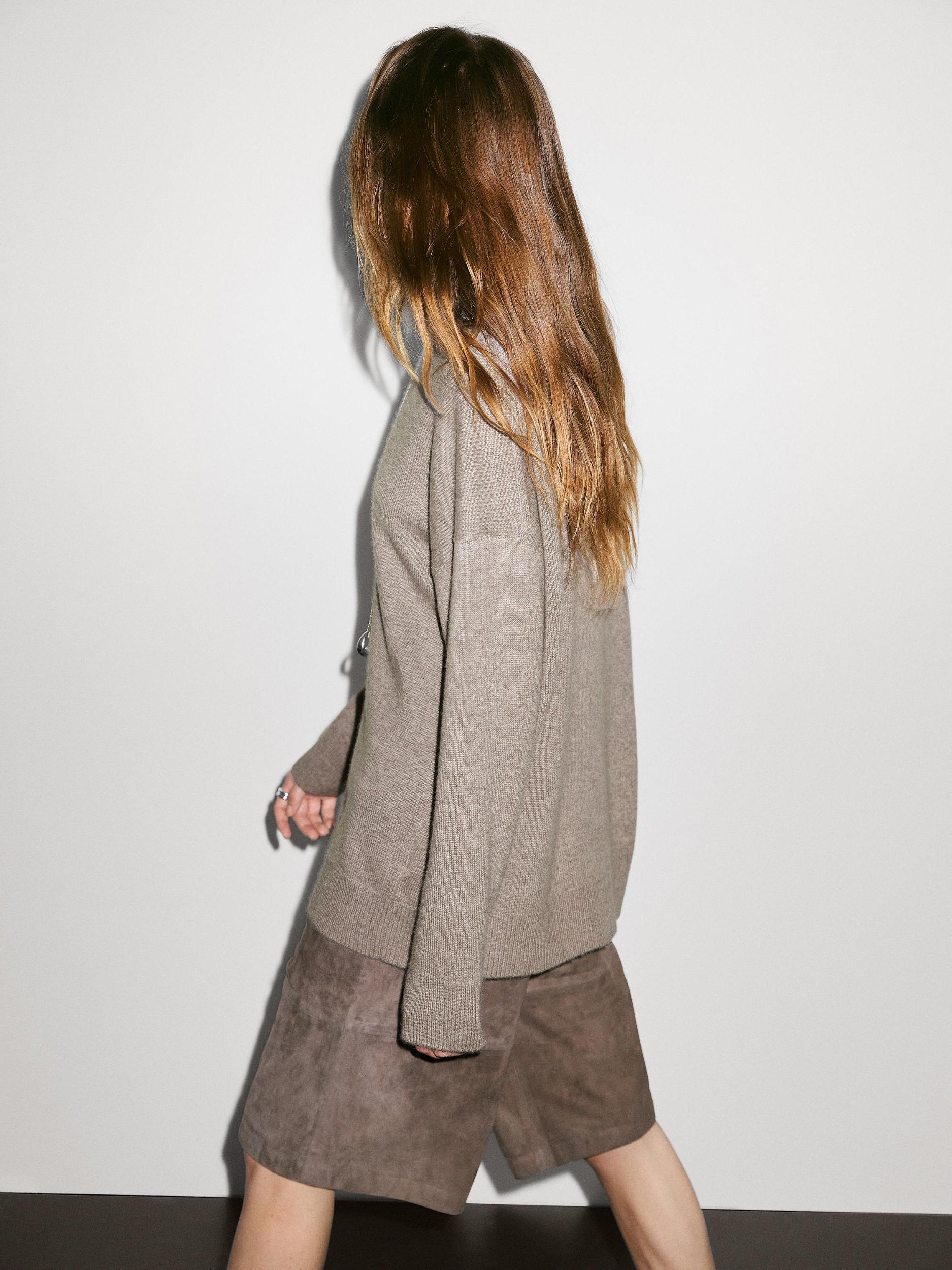 100% cashmere oversize knit sweater Product Image