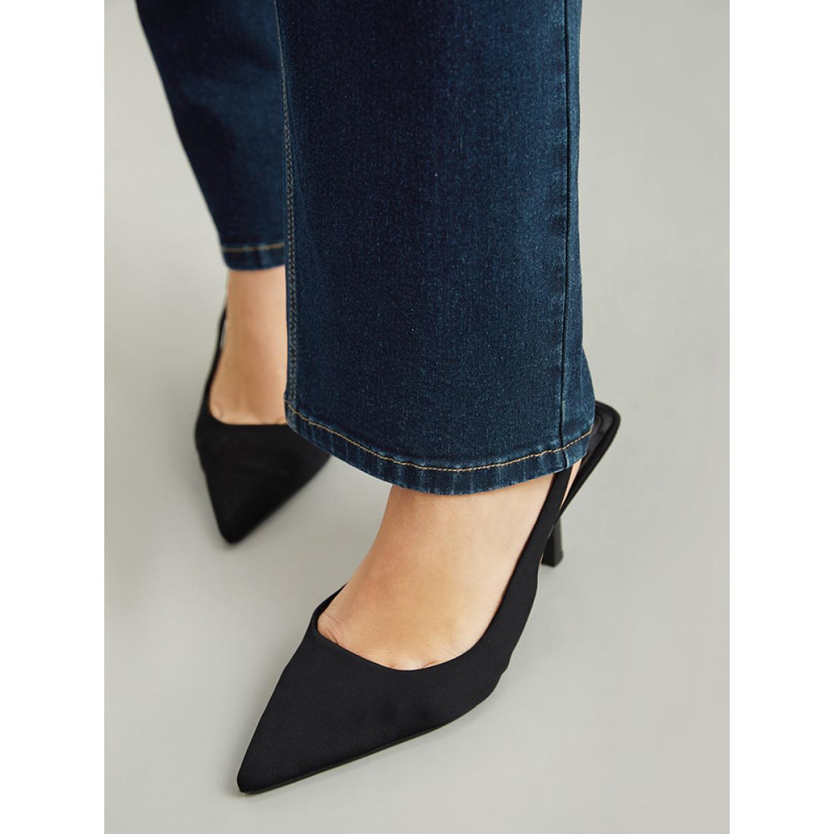 Plus Size Straight Leg Dark Wash Zipper Fly Jeans Women Indigo Casual Plain Pocket High stretch Pocket Jeans BloomChic 30/6X Product Image