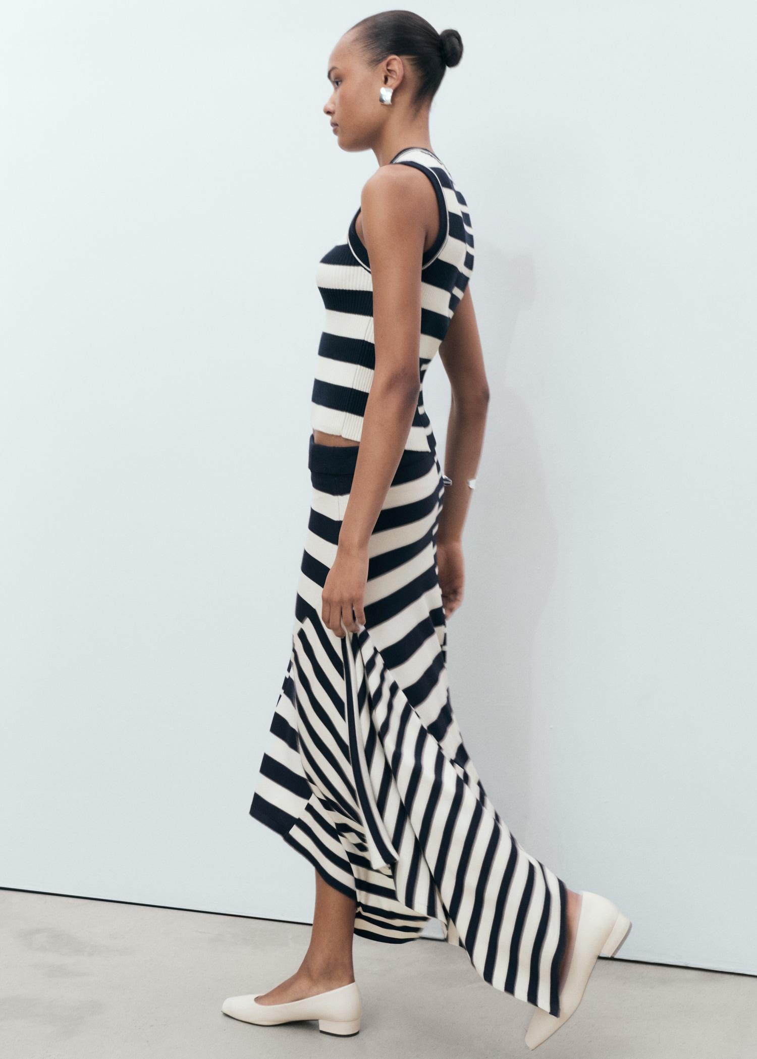 Asymmetrical striped knitted skirt - Women | MANGO USA Product Image
