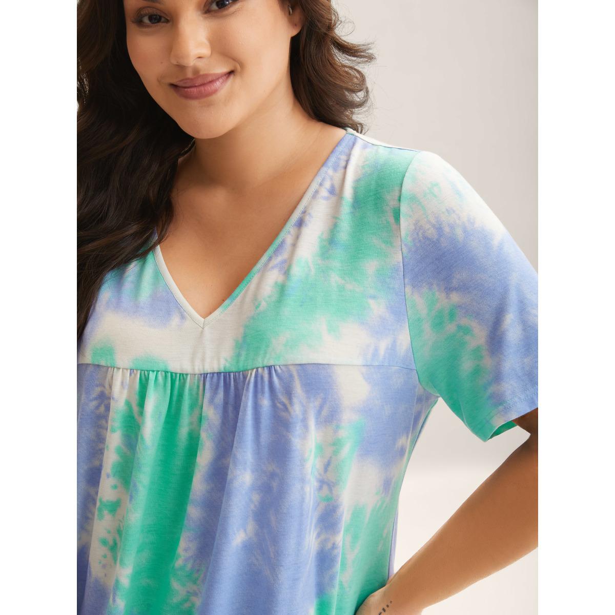 Plus Size Tie-Dye Pleated Flowy T-Shirt Multicolor Women Gathered V-neck Everyday-Casual T-shirts BloomChic 22-24/3X Product Image