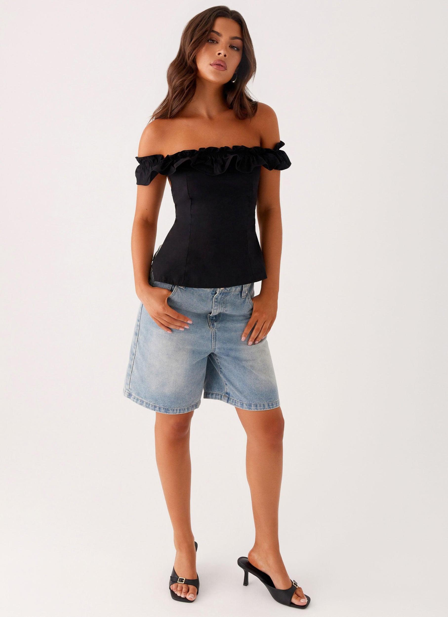 Gwyneth Top - Black Product Image