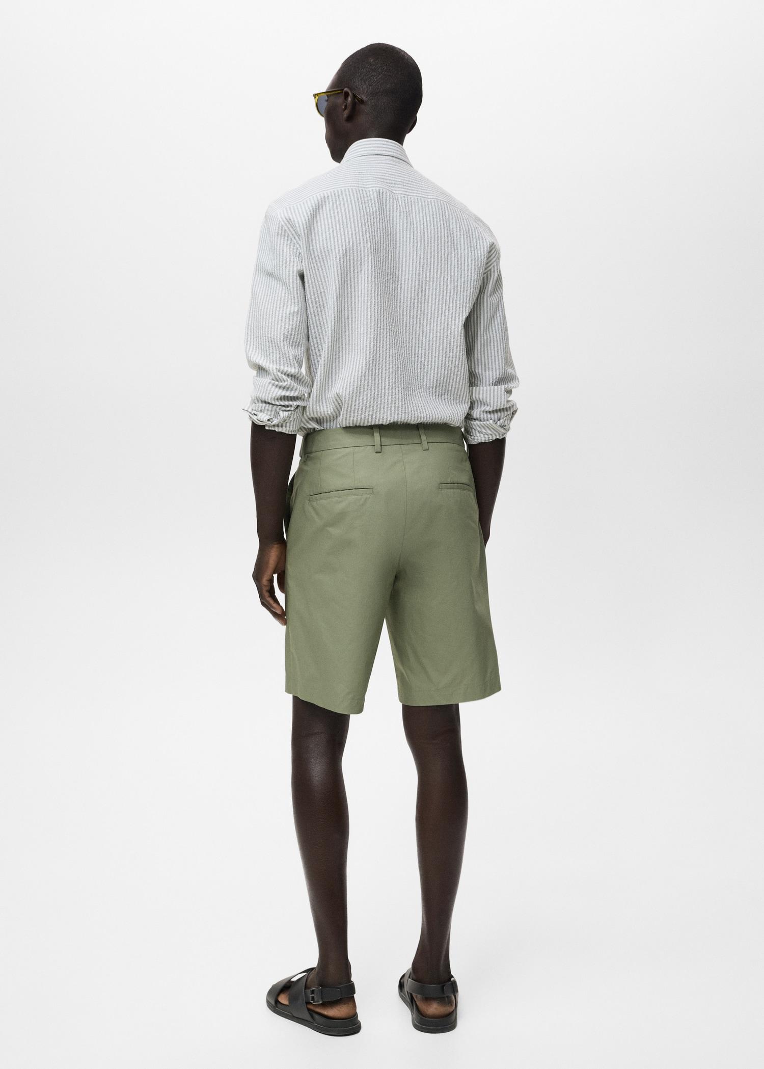 Cotton bermuda shorts with an interior elastic strip - Men | MANGO USA Product Image