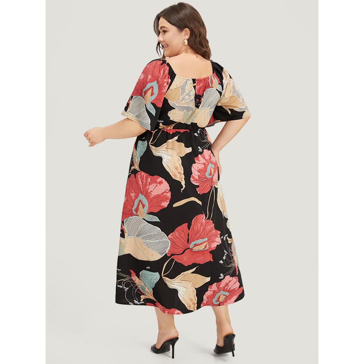 Plus Size Floral Print Shirred Square Neck Flutter Hem Dress Black Women Elegant Printed Square Neck Short sleeve Curvy Midi Dress BloomChic 10/M Product Image
