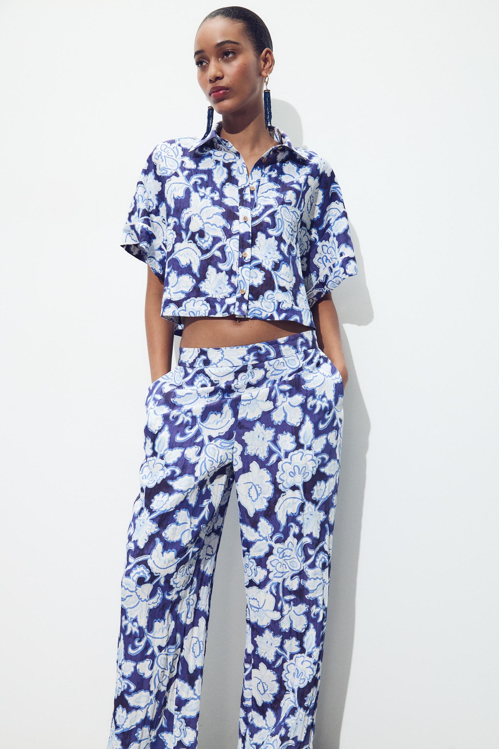 FLORAL PRINT PANTS Product Image