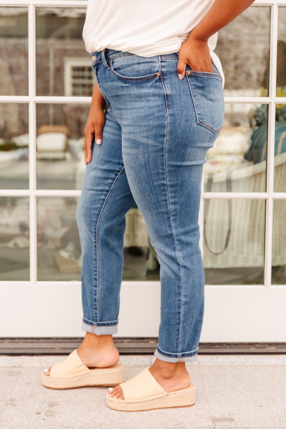 High Waist Slim Fit Jeans (Online Exclusive) Product Image