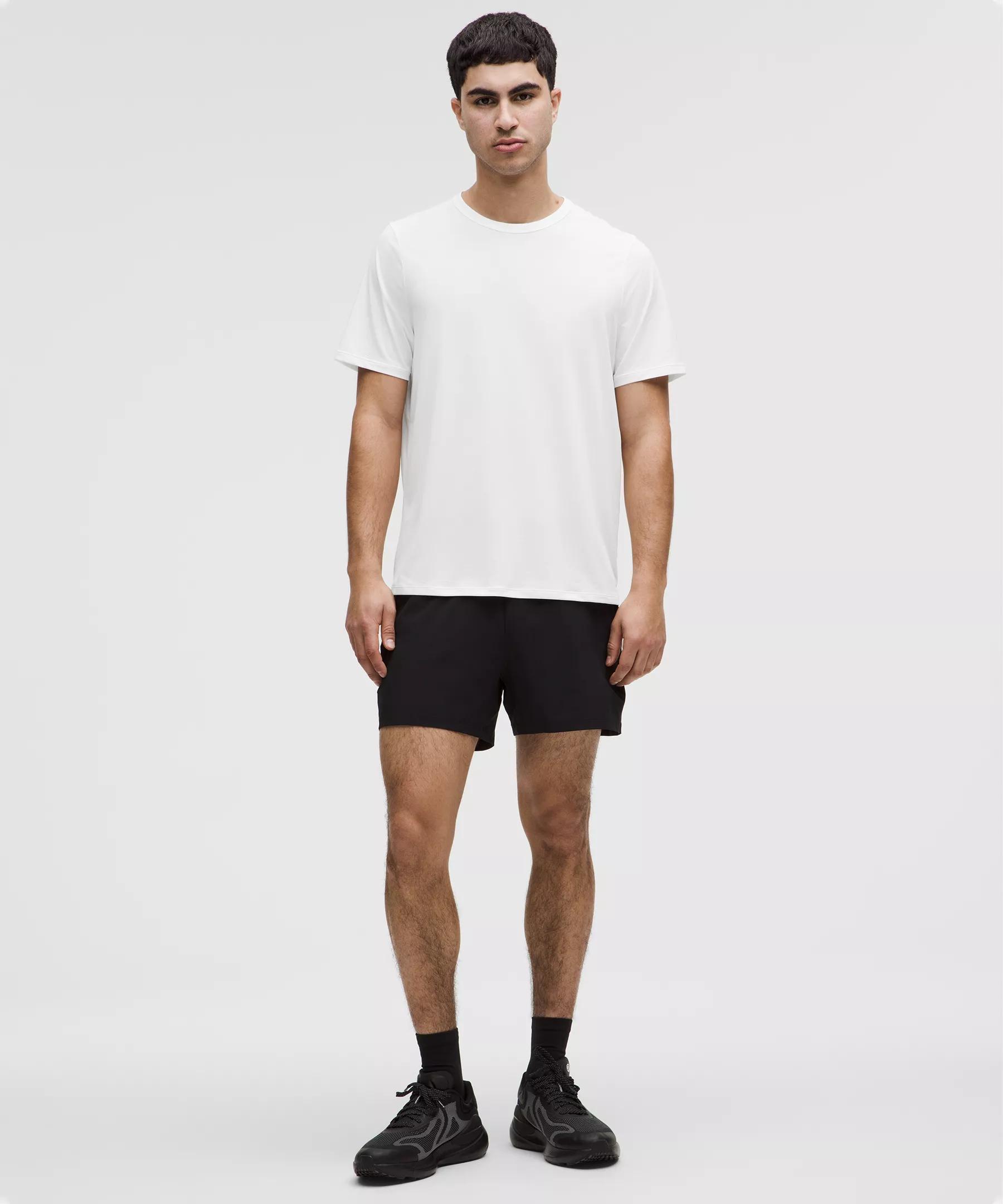 Mile Maker Run Crew Lightweight Short-Sleeve Shirt Product Image