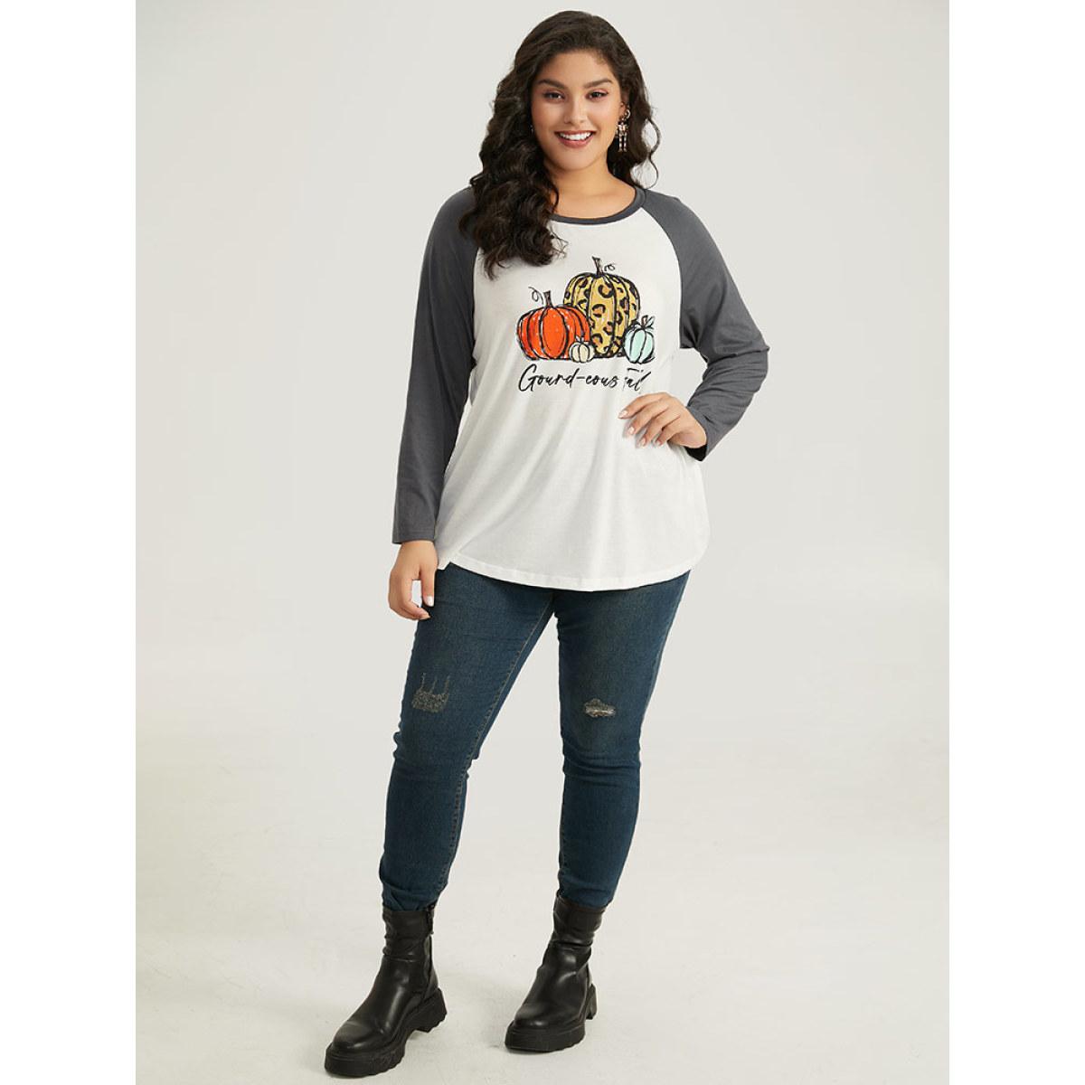 Plus Size Halloween Pumpkin & Letter Print Raglan Sleeve T-shirt White Women Casual Contrast Halloween Festival-Halloween T-shirts BloomChic 12/L Product Image