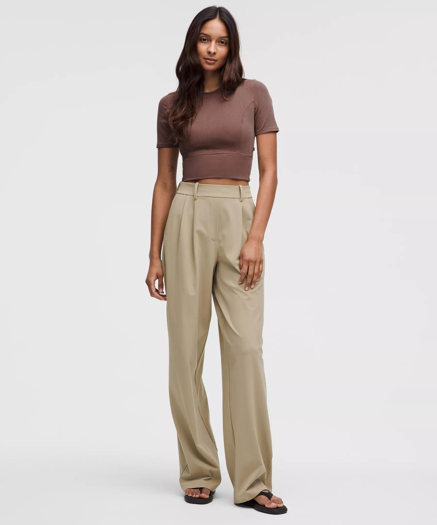 Twist-Back Ribbed Short-Sleeve Shirt Product Image