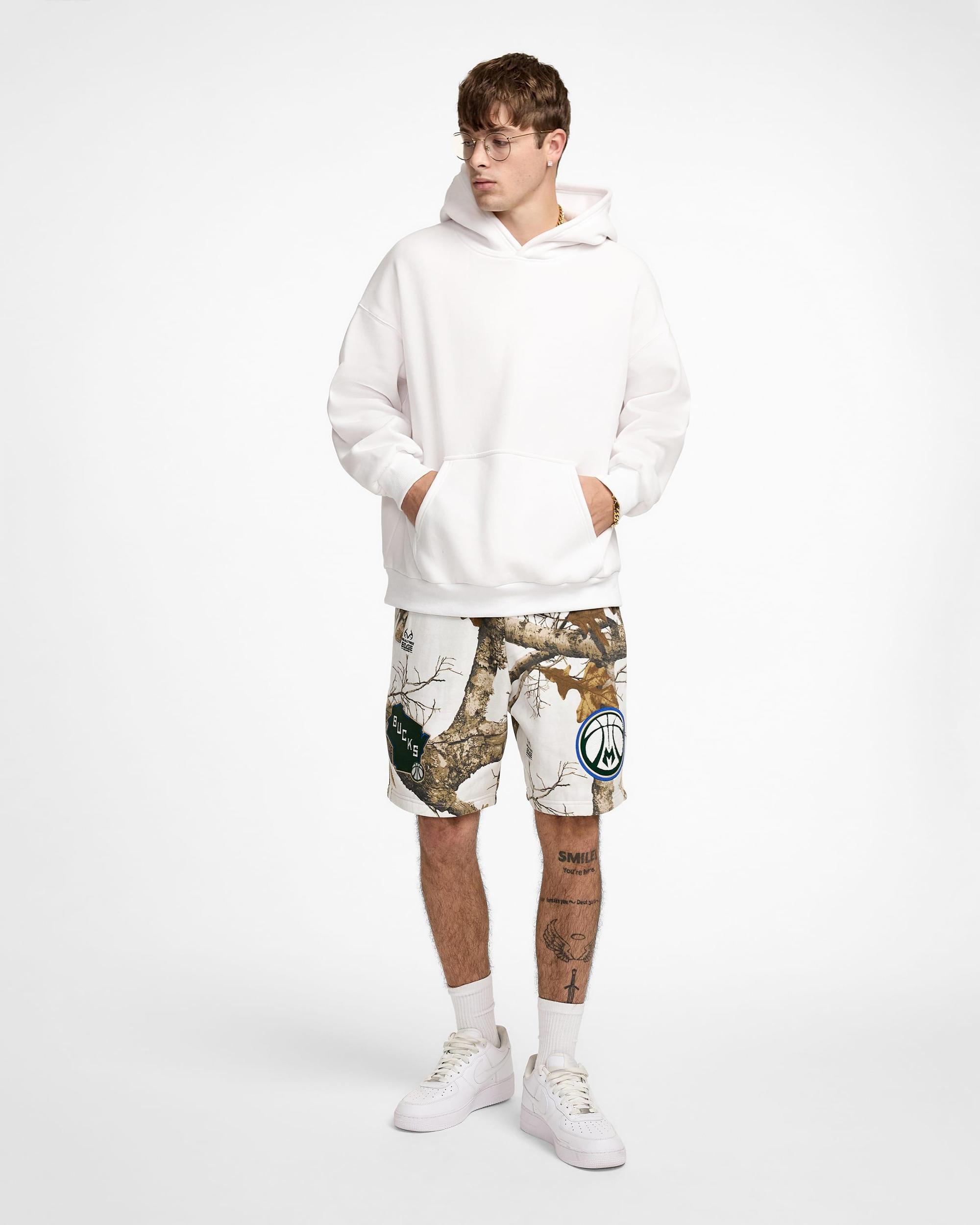 Los Angeles Lakers 2024 Country x City Realtree Shorts Male Product Image