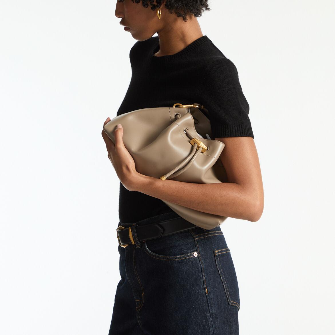 Cinch Medium Product Image