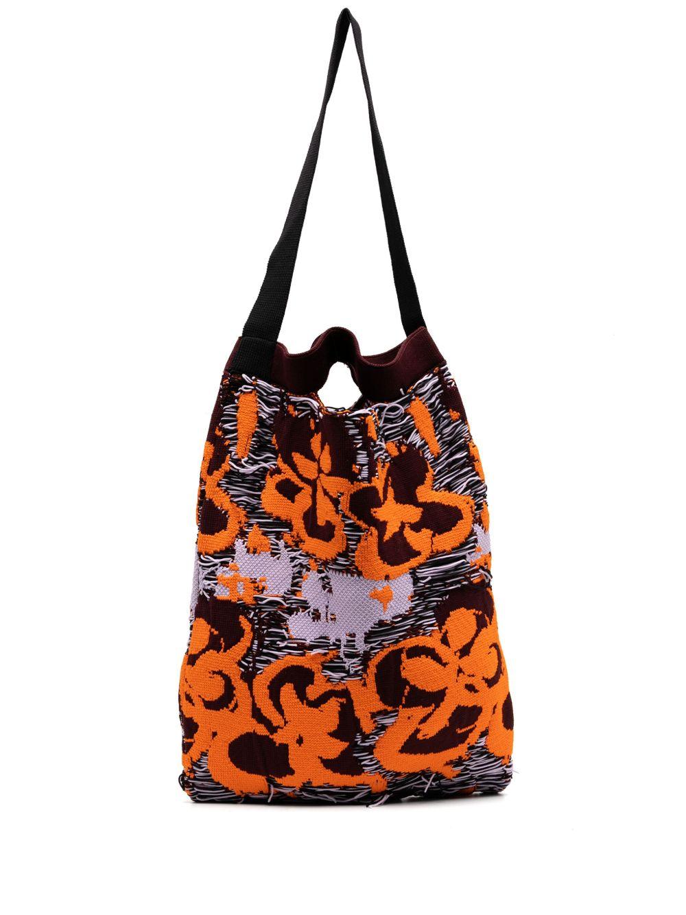 knitted floral tote bag Product Image