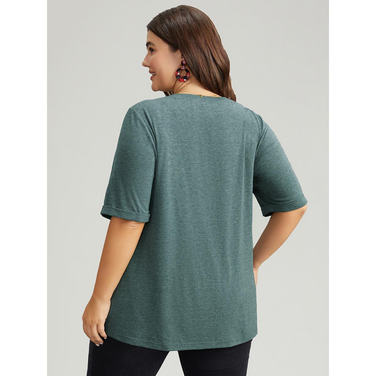 Plus Size Christmas Gingham Patchwork V Neck T-shirt DarkGreen Women Leisure Printed Christmas Casual T-shirts BloomChic 28/5X Product Image