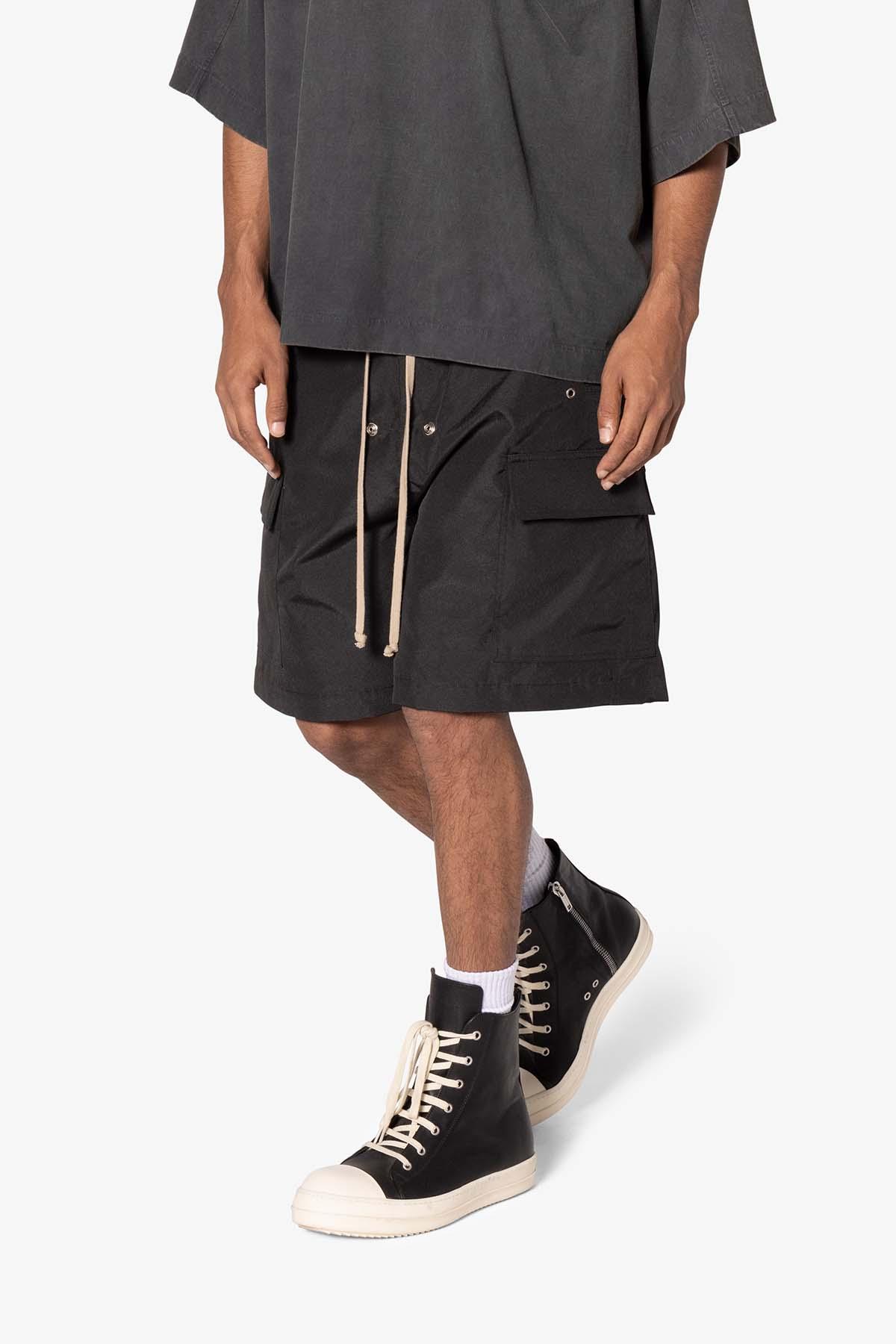 Rave Double Cargo Shorts - Black Product Image