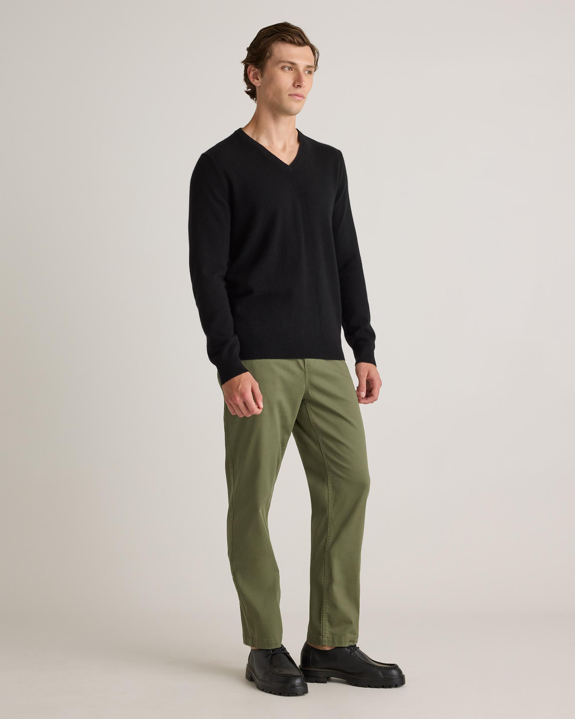 Quince | Men's Mongolian Cashmere V-Neck Sweater Product Image
