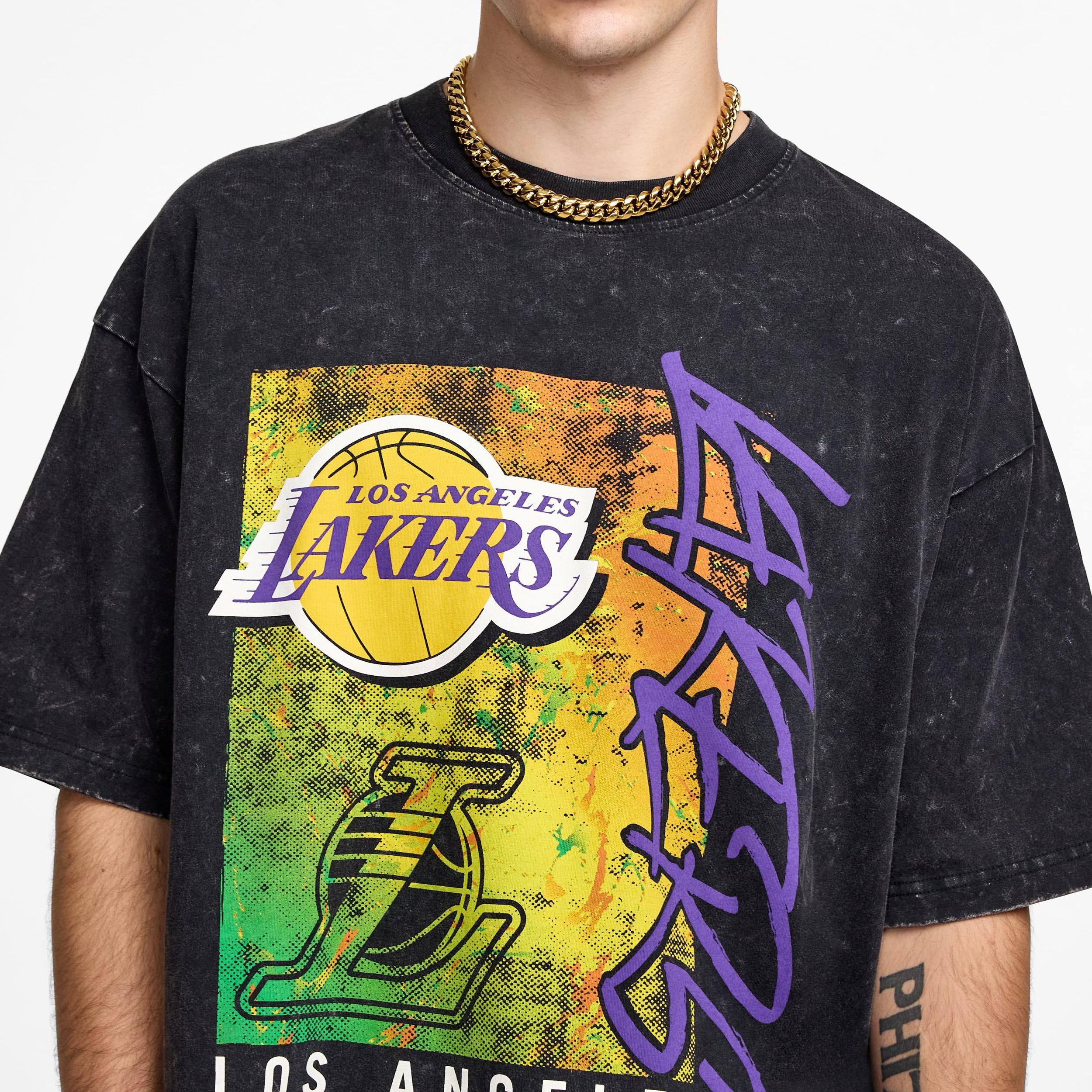 Miami Heat Sport Classics Boxy Black T-Shirt Male Product Image