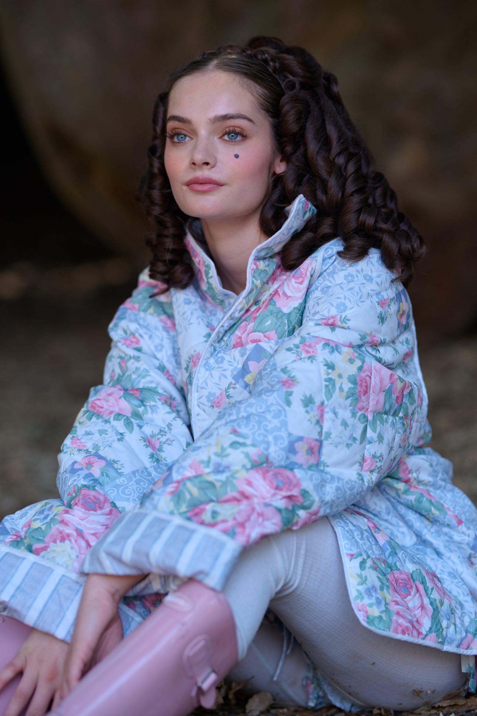 The Picnic Blanket Duchess Corset Product Image