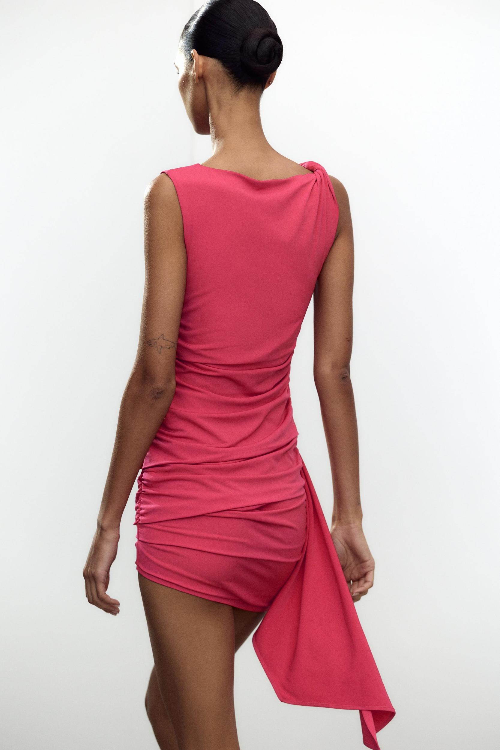 DRESS WITH RUCHING Product Image