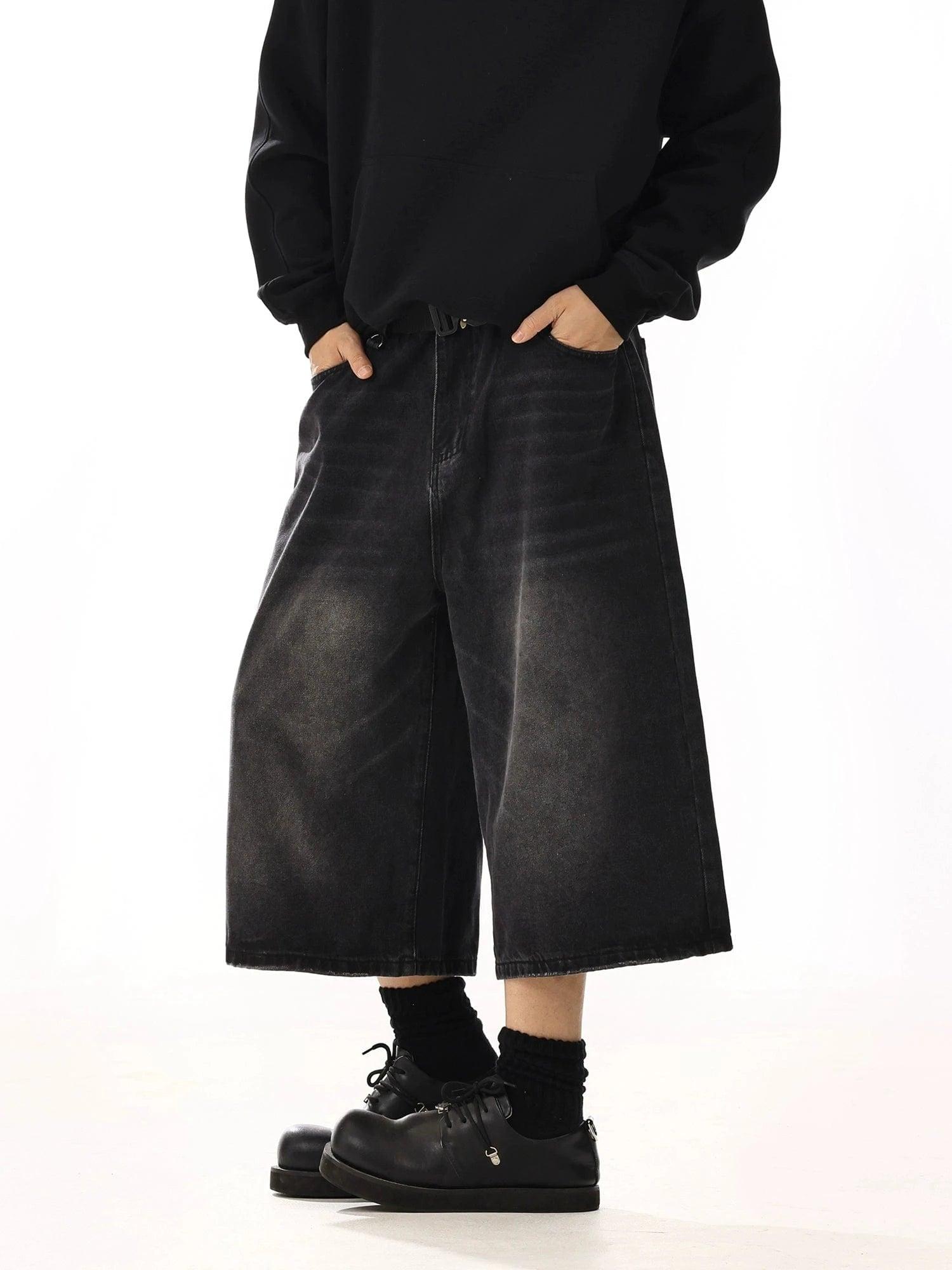 RT No. 13043 LONG DENIM SHORTS Product Image