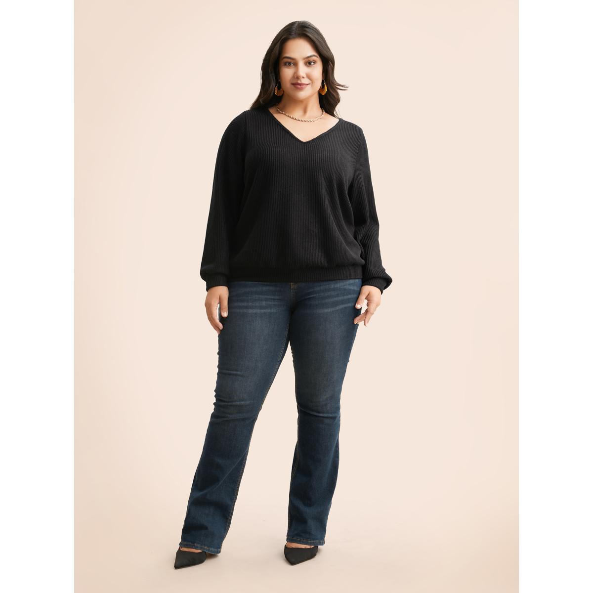 Plus Size Textured Contrast Tie Knot Sweatshirt Women Black Elegant Tie knot V-neck Everyday Sweatshirts BloomChic 30/6X Product Image