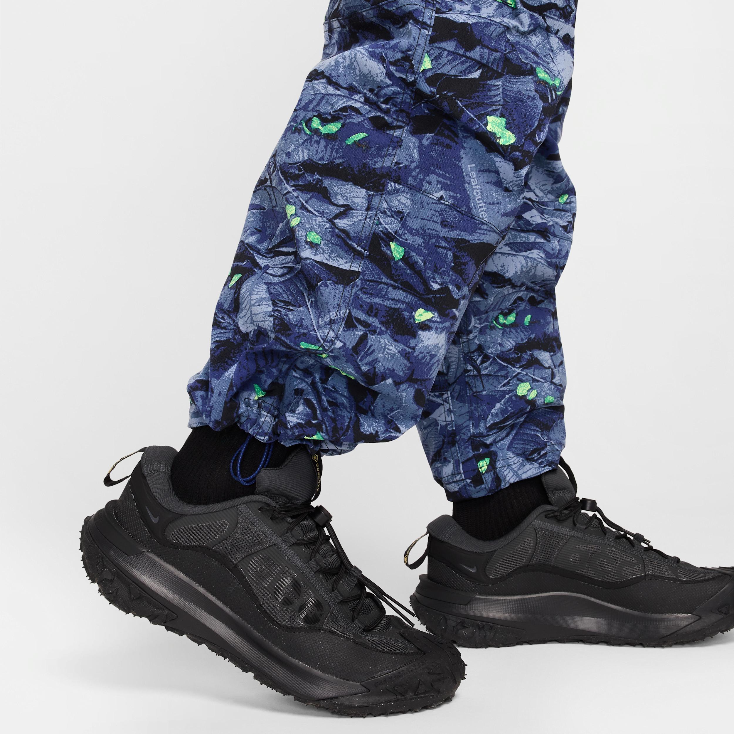 Men's Nike ACG "Smith Summit" Water-Repellent UV Cargo Pants Product Image