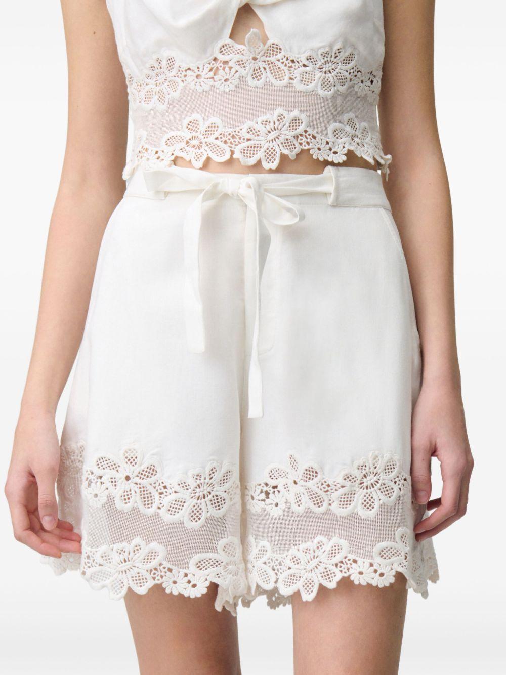 lace-trim shorts Product Image