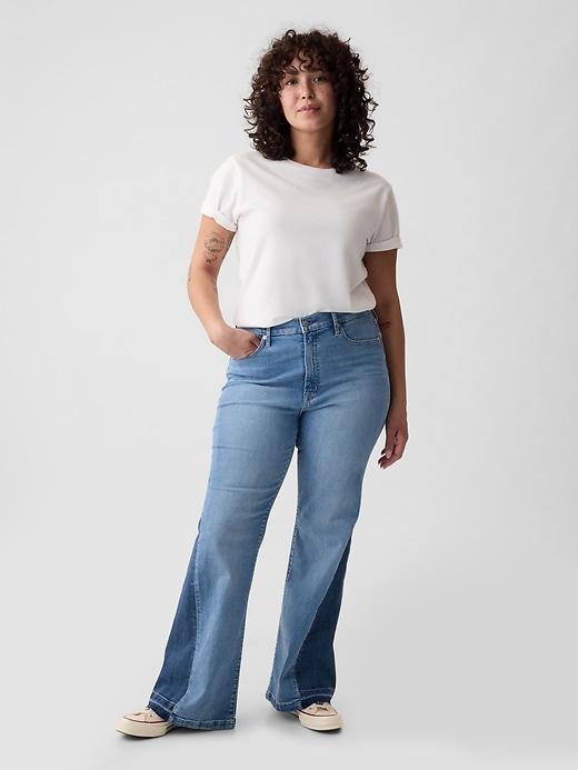 High Rise '70s Flare Jeans Product Image