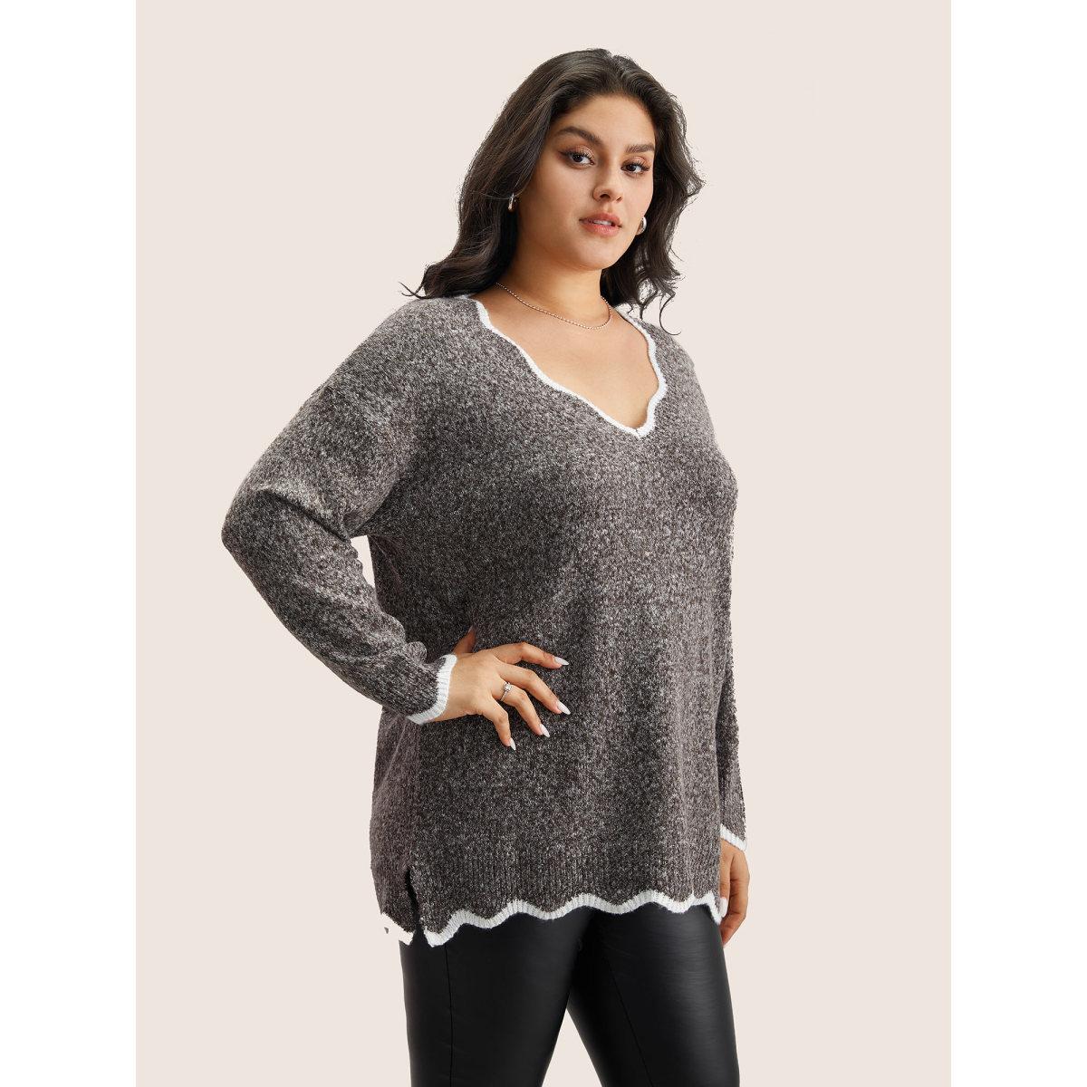 Plus Size Contrast Split Side Scalloped Trim Pullover DarkBrown Women Casual Long Sleeve V-neck Everyday Pullovers BloomChic 18-20/2X Product Image
