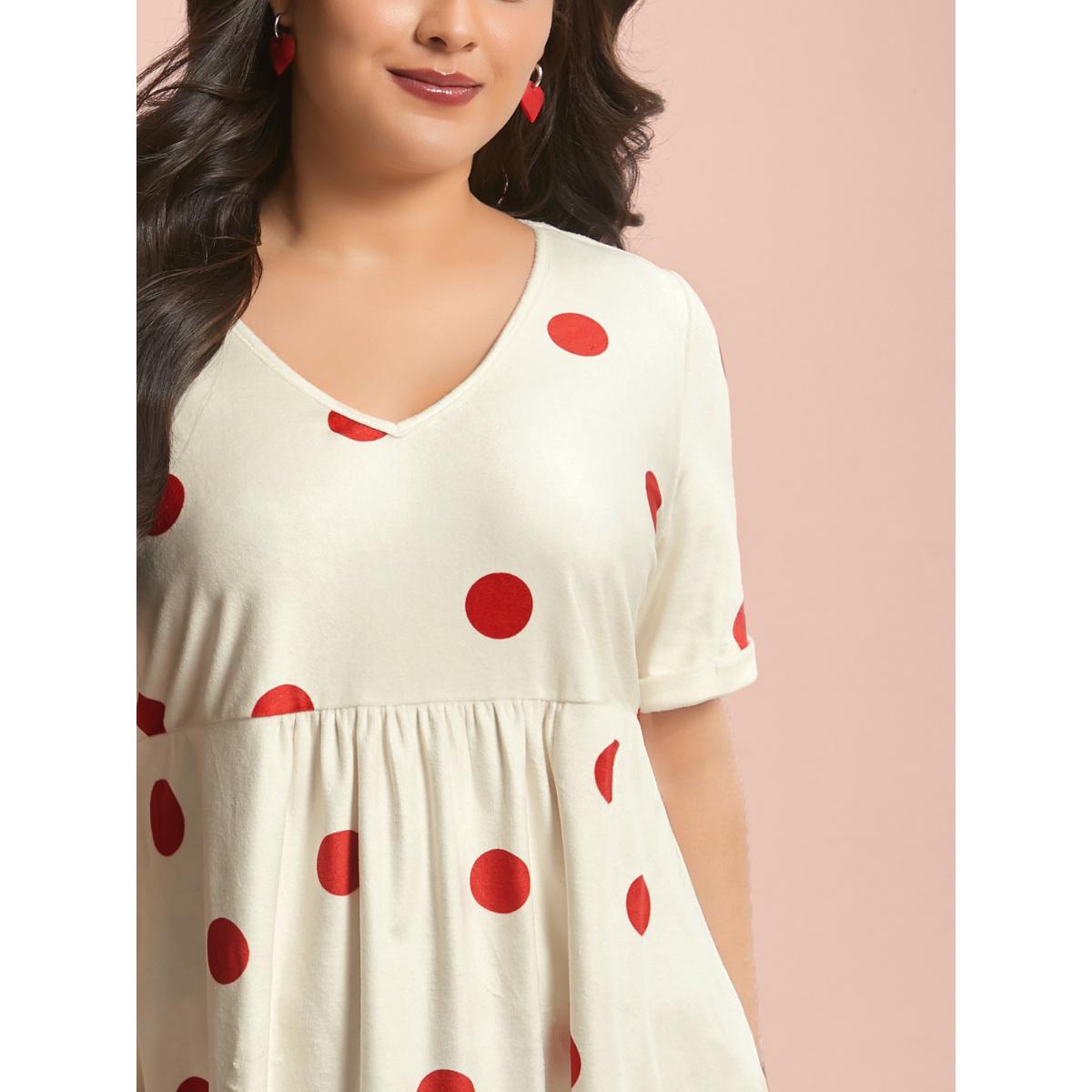Plus Size Mink Velvet Polka Dots Contrast T-Shirt Beige Women Casual Gathered V-neck Bodycon Everyday T-shirts BloomChic 14-16/1X Product Image