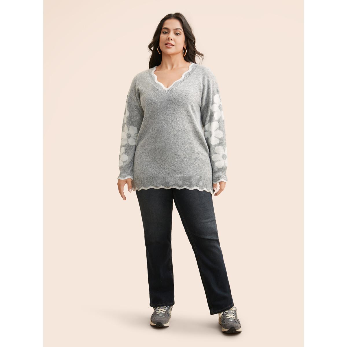 Plus Size Floral Scalloped Trim Split Hem Pullover Mediumgray Women Casual Loose Long Sleeve V-neck Everyday Pullovers BloomChic 18-20/2X Product Image