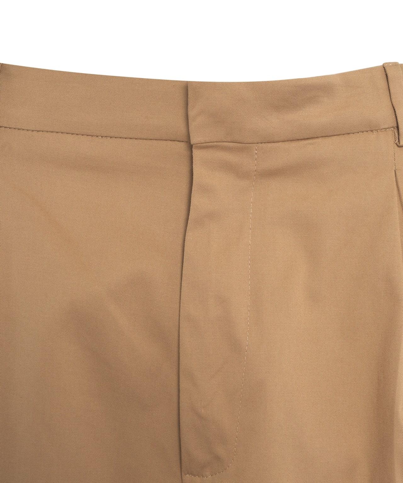 Bermuda shorts with pleats Product Image