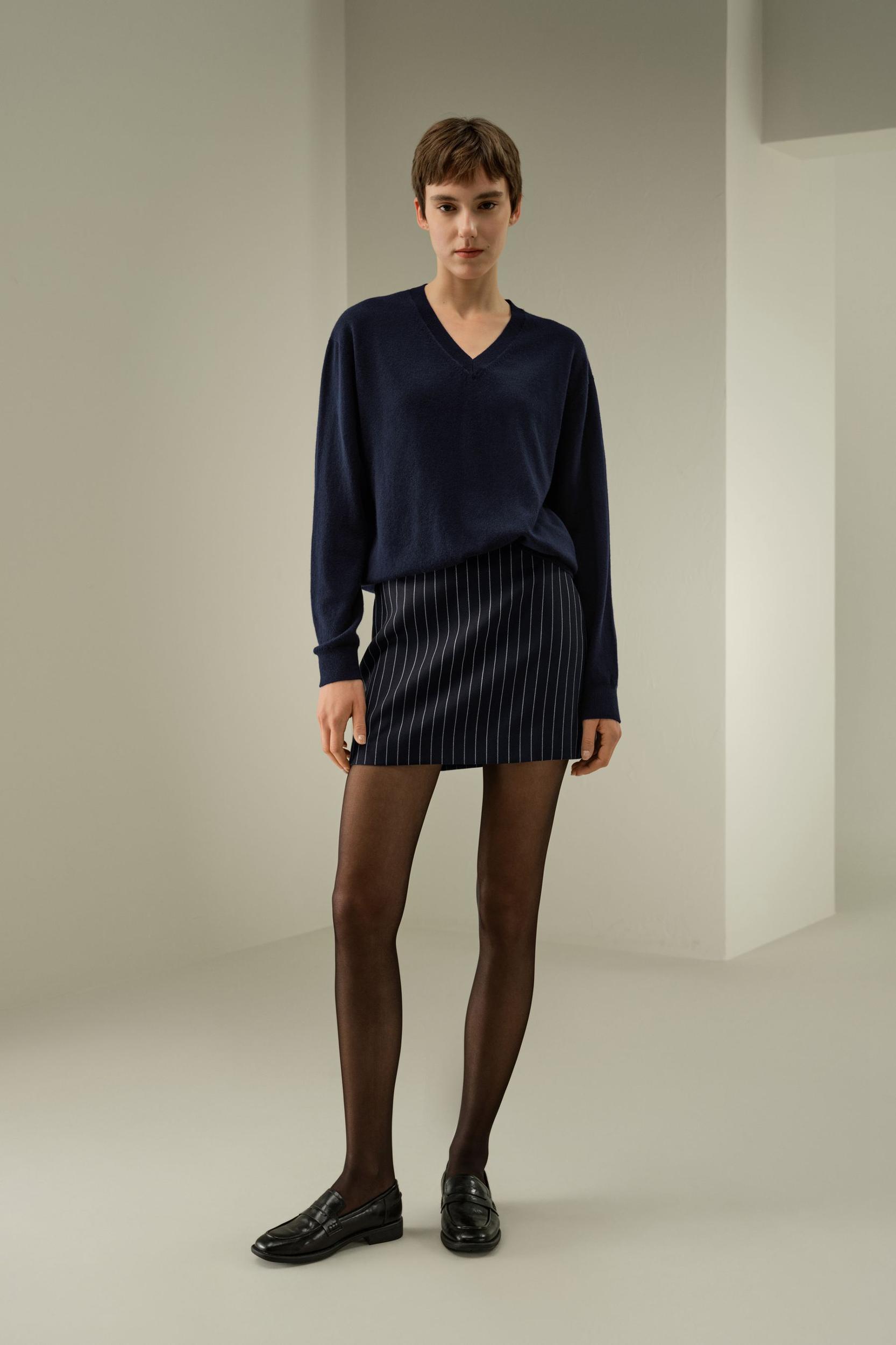 LILYSILK Women's Pinstripe Wool-Blend Mini Skirt, Navy White, Size 16, Modern Straight Fit for Work & Everyday Product Image