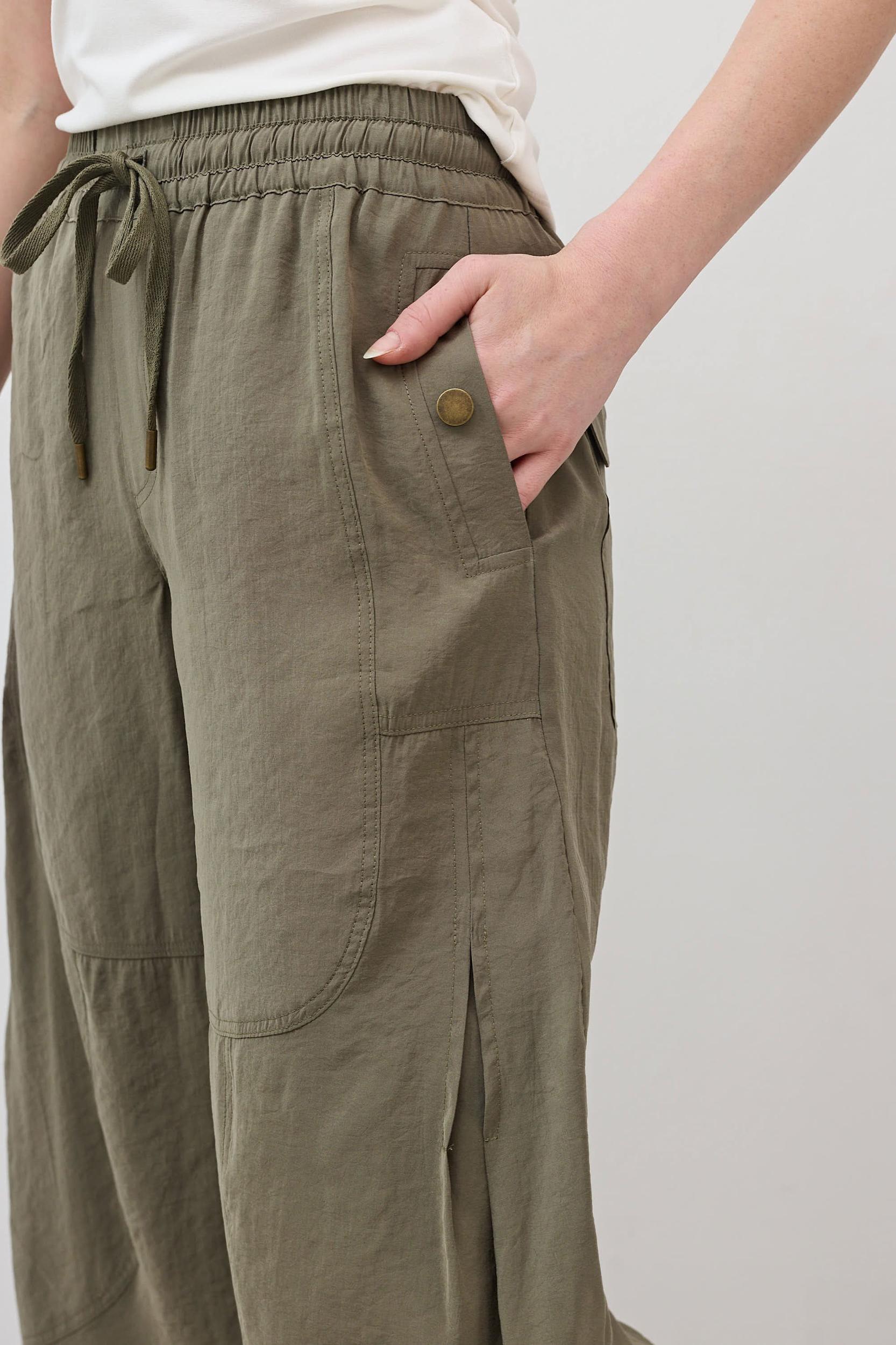 The Baggy Utility Pants Product Image