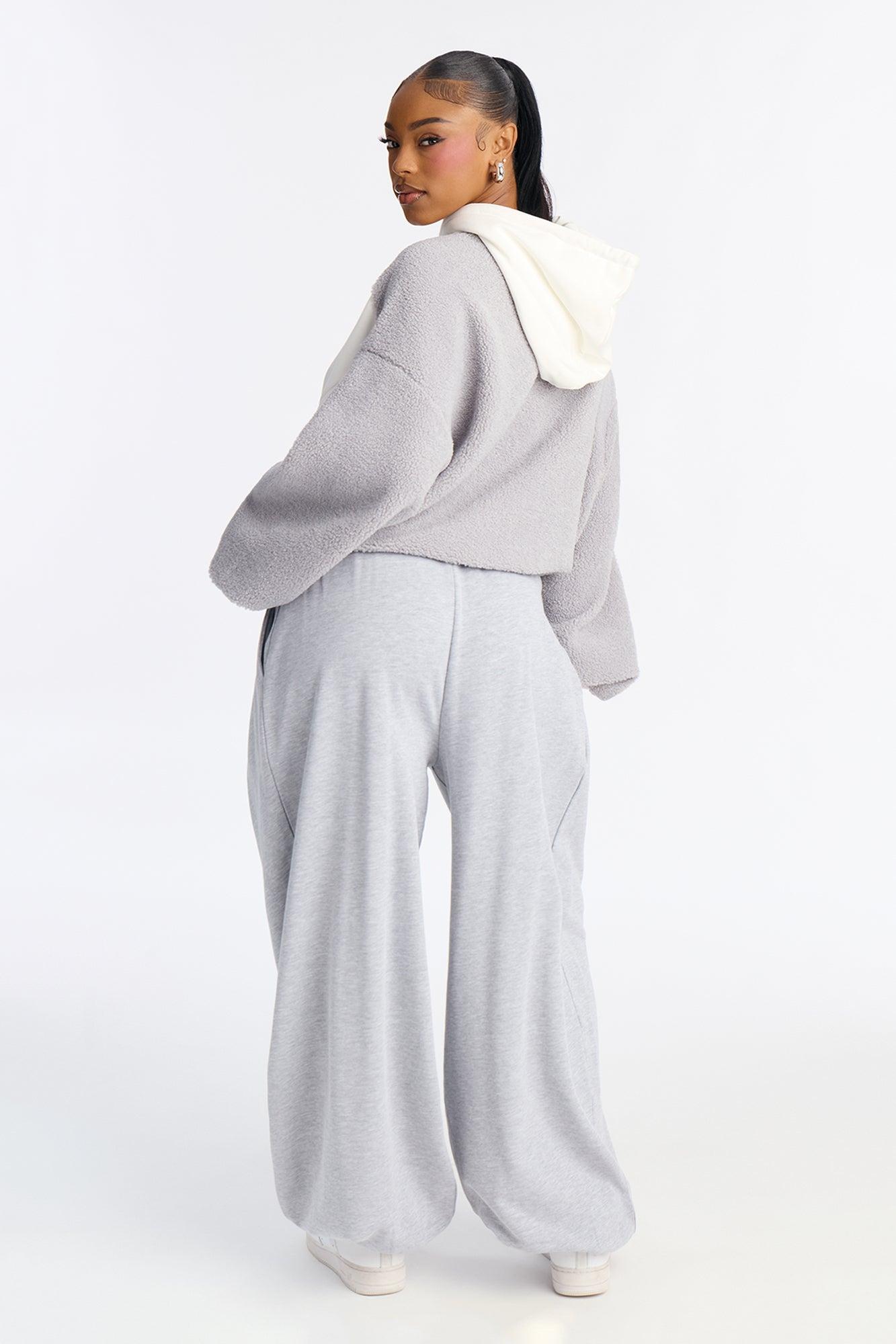 Unwind Mode Pant Set - Grey/combo Female Product Image